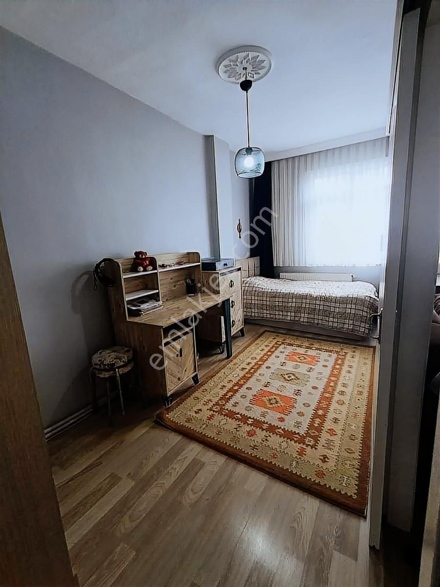 Sulyapıdan Metroya Yakın 2+1 90 M2 Daire - Görsel 2