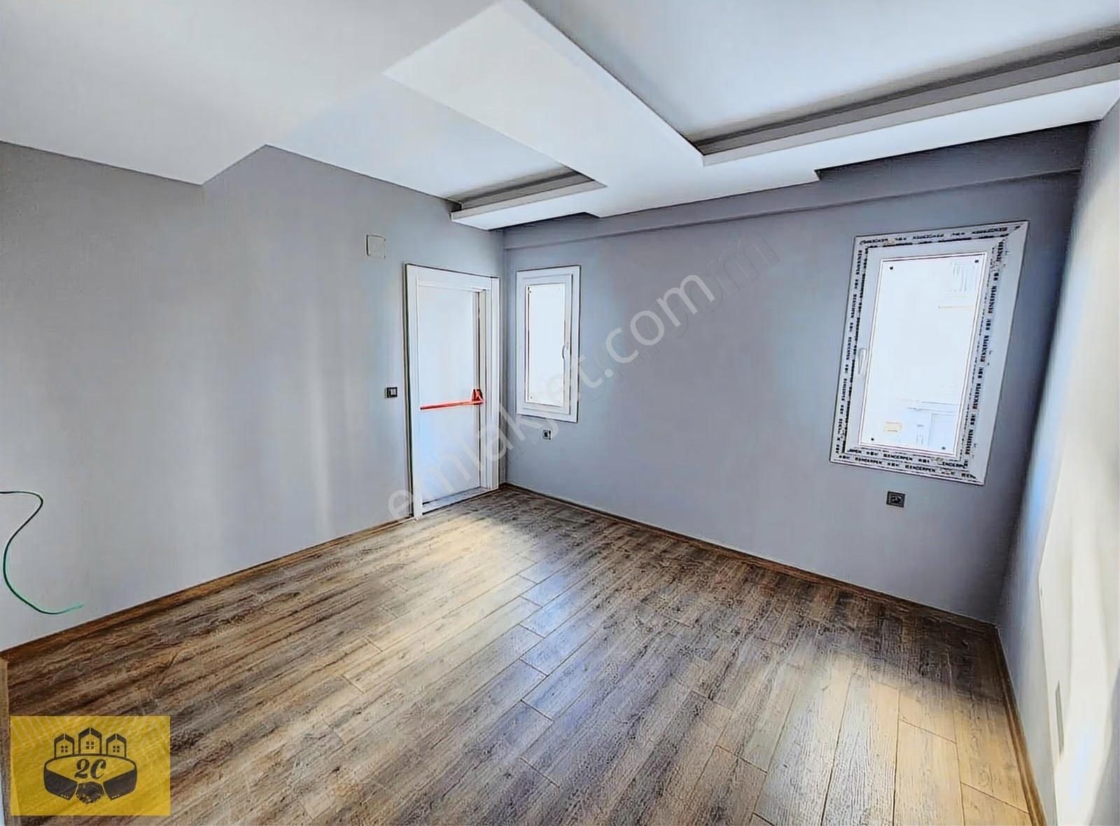 Aydınlar Mah.+havuzlu+güvenlikli+az Katlı 3+1 K.mutfak+2 Banyolu - Görsel 12