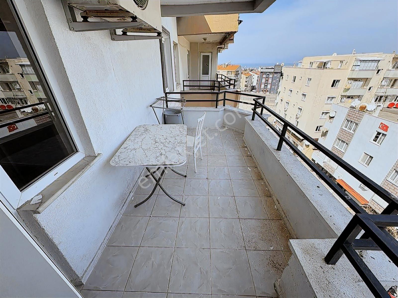 Kuşadası Satılık 3+1 Fırsat Daire - Görsel 7