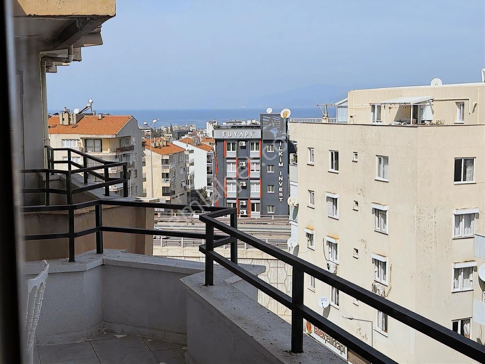 Kuşadası Satılık 3+1 Fırsat Daire - Görsel 14