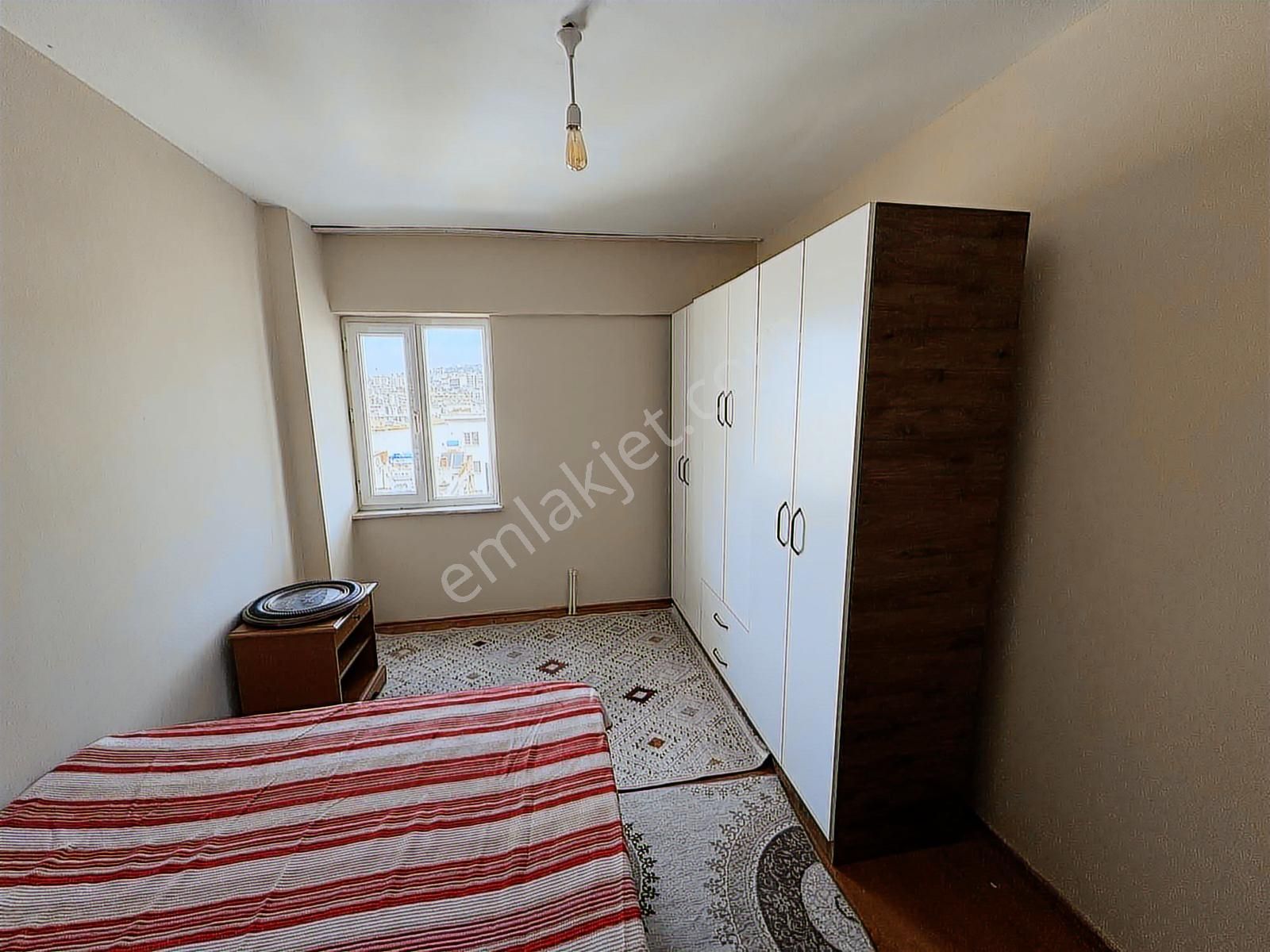 Kuşadası Satılık 3+1 Fırsat Daire - Görsel 9