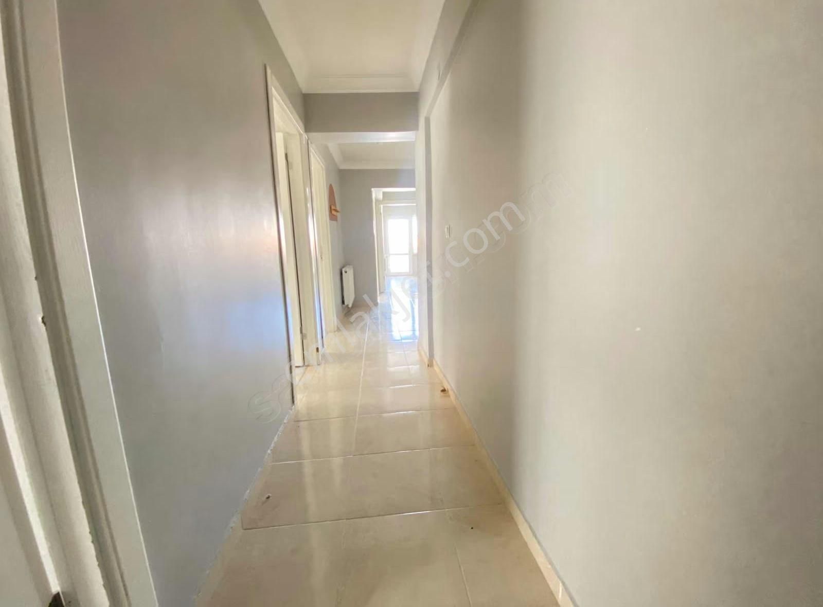 Meta'dan Hocalı Caddesi Yakınında 3+1 Daire - Görsel 20