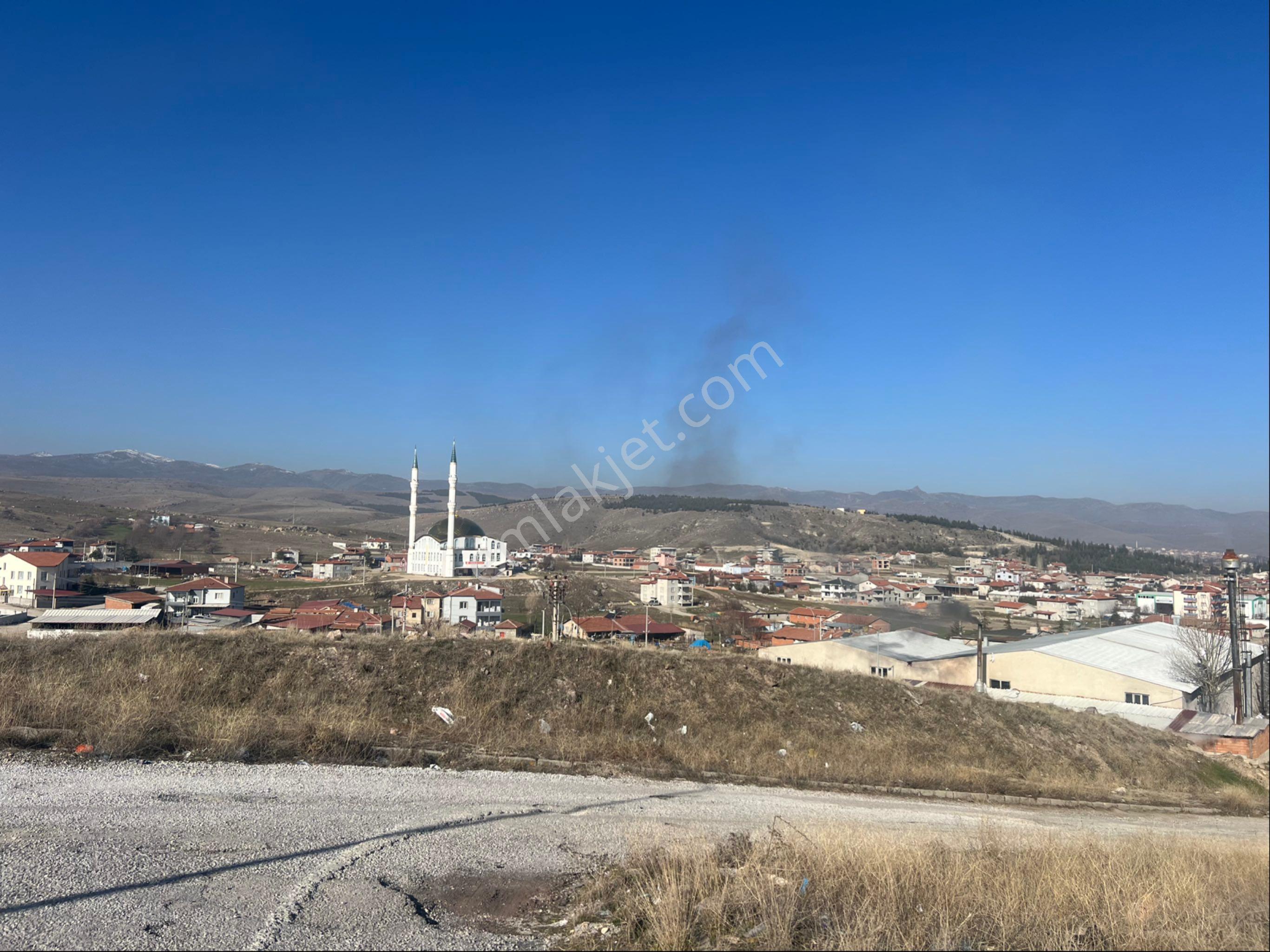 Salarda 3 Adet Arsa - Görsel 3