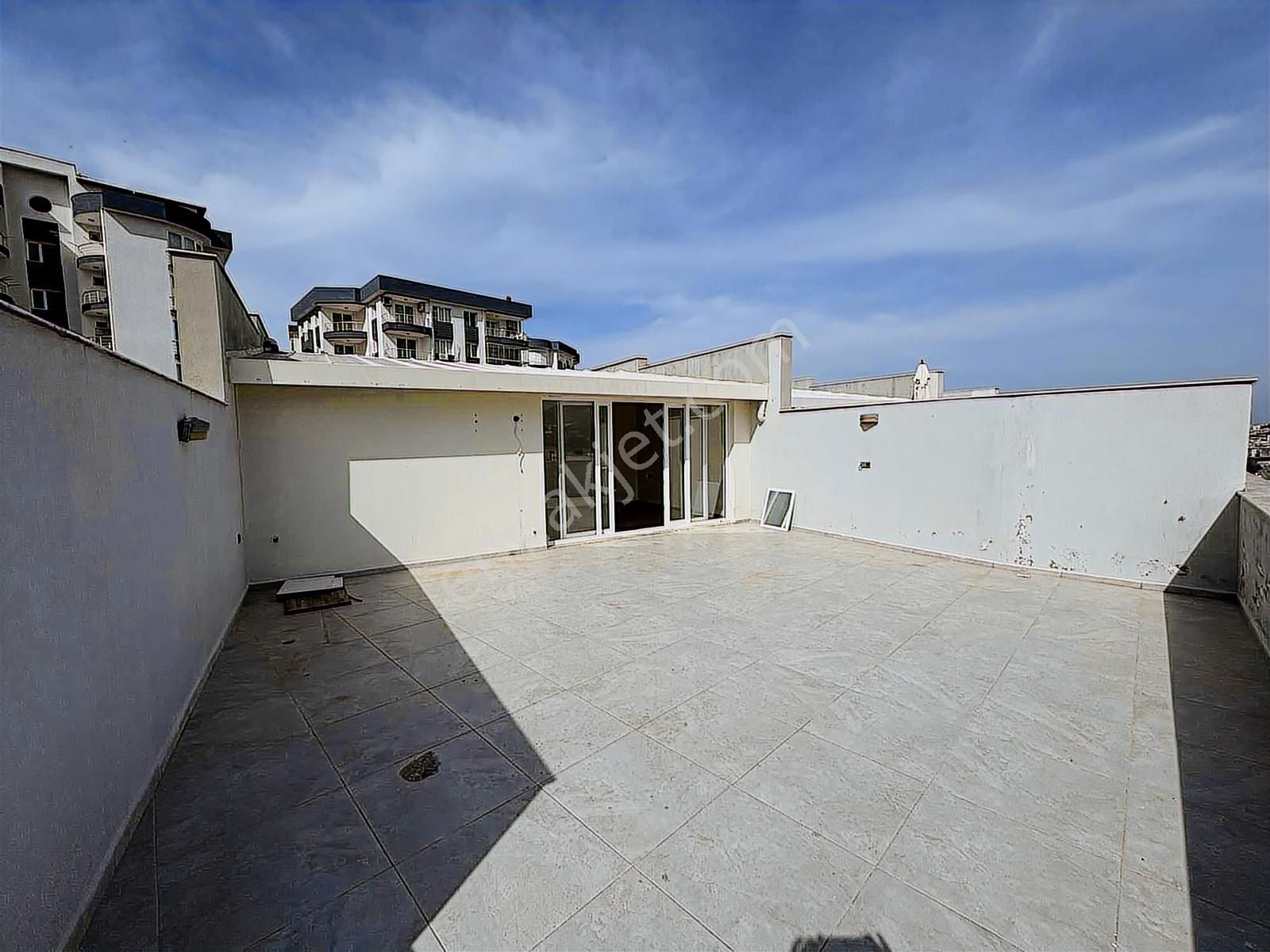 Kuşadası Satılık 4+1 Çatı Dubleks - Görsel 13