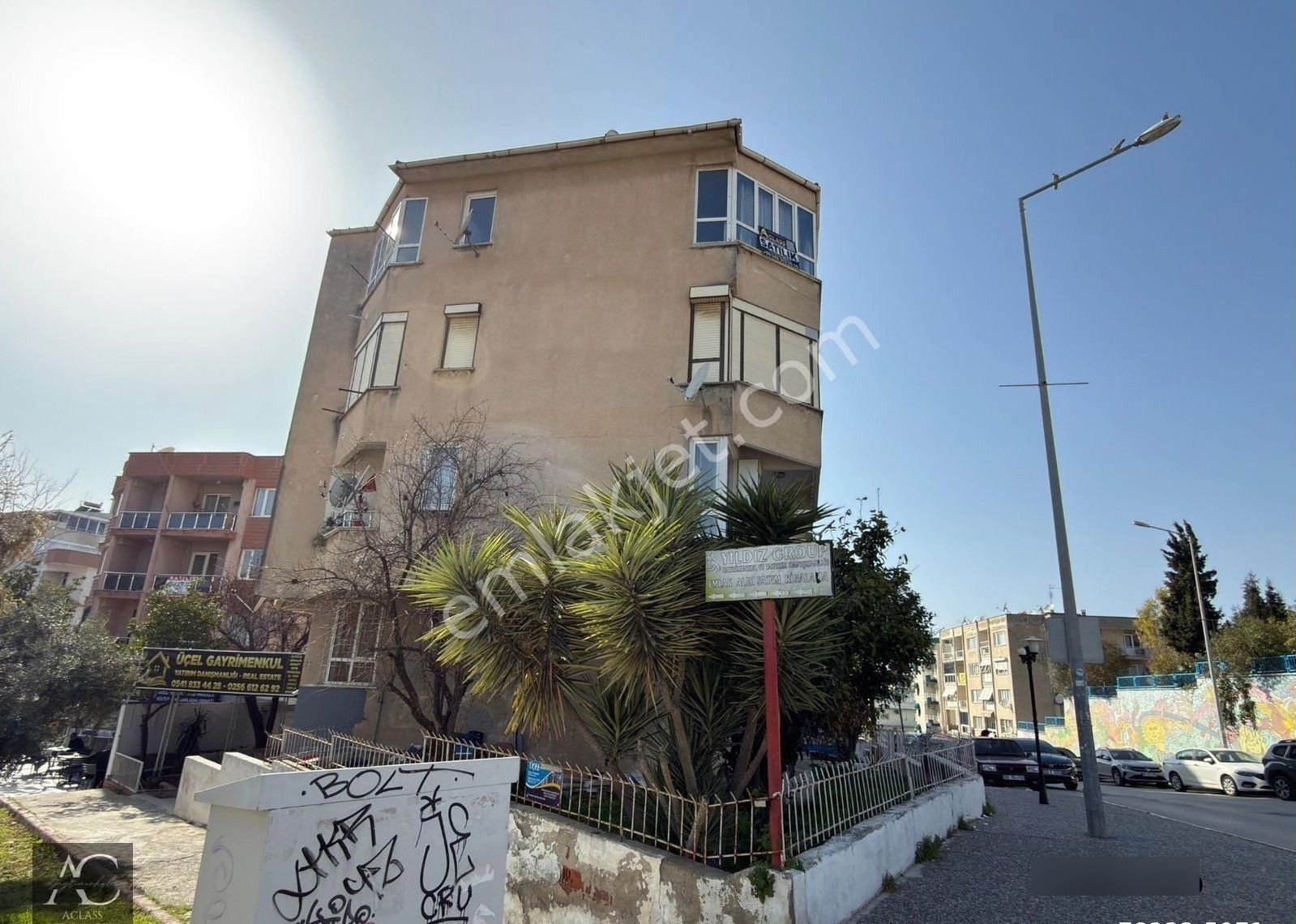 Aclass Emlaktan Kuşadasının Tam Merkezınde Kısmi Manzaralı Yatırımlık Full Eşyalı Fırsat Daire - Görsel 31