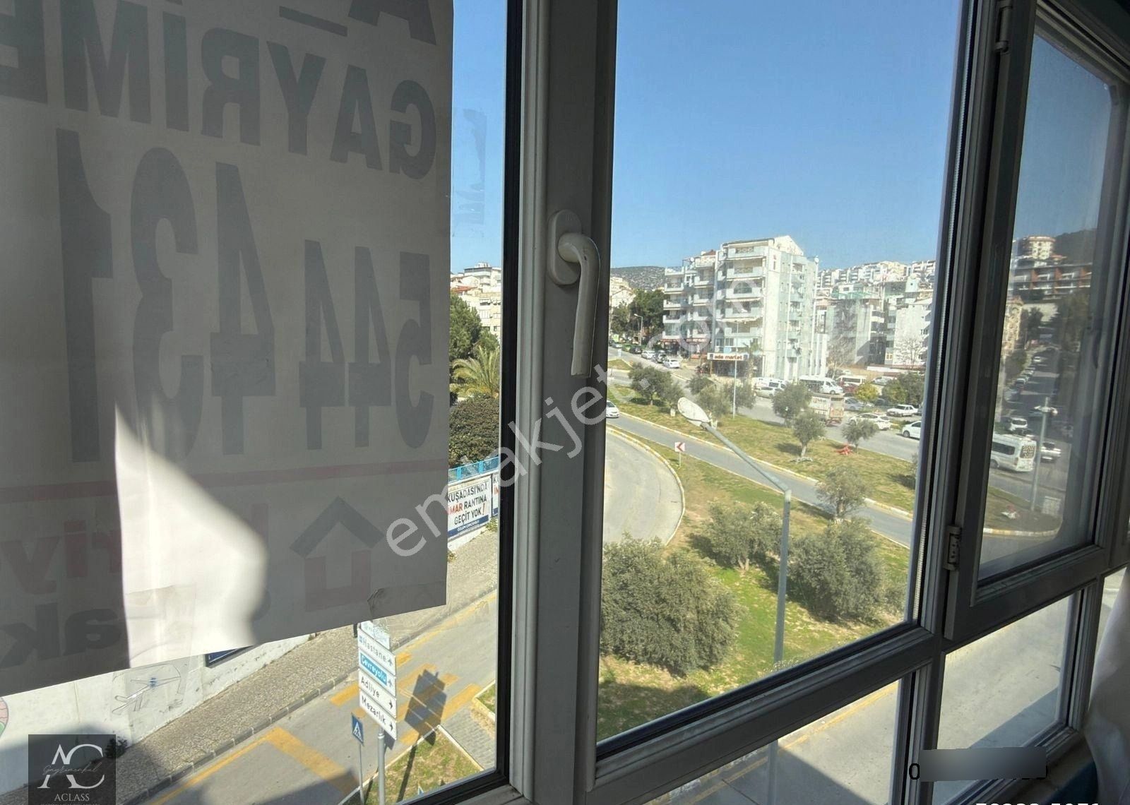 Aclass Emlaktan Kuşadasının Tam Merkezınde Kısmi Manzaralı Yatırımlık Full Eşyalı Fırsat Daire - Görsel 14