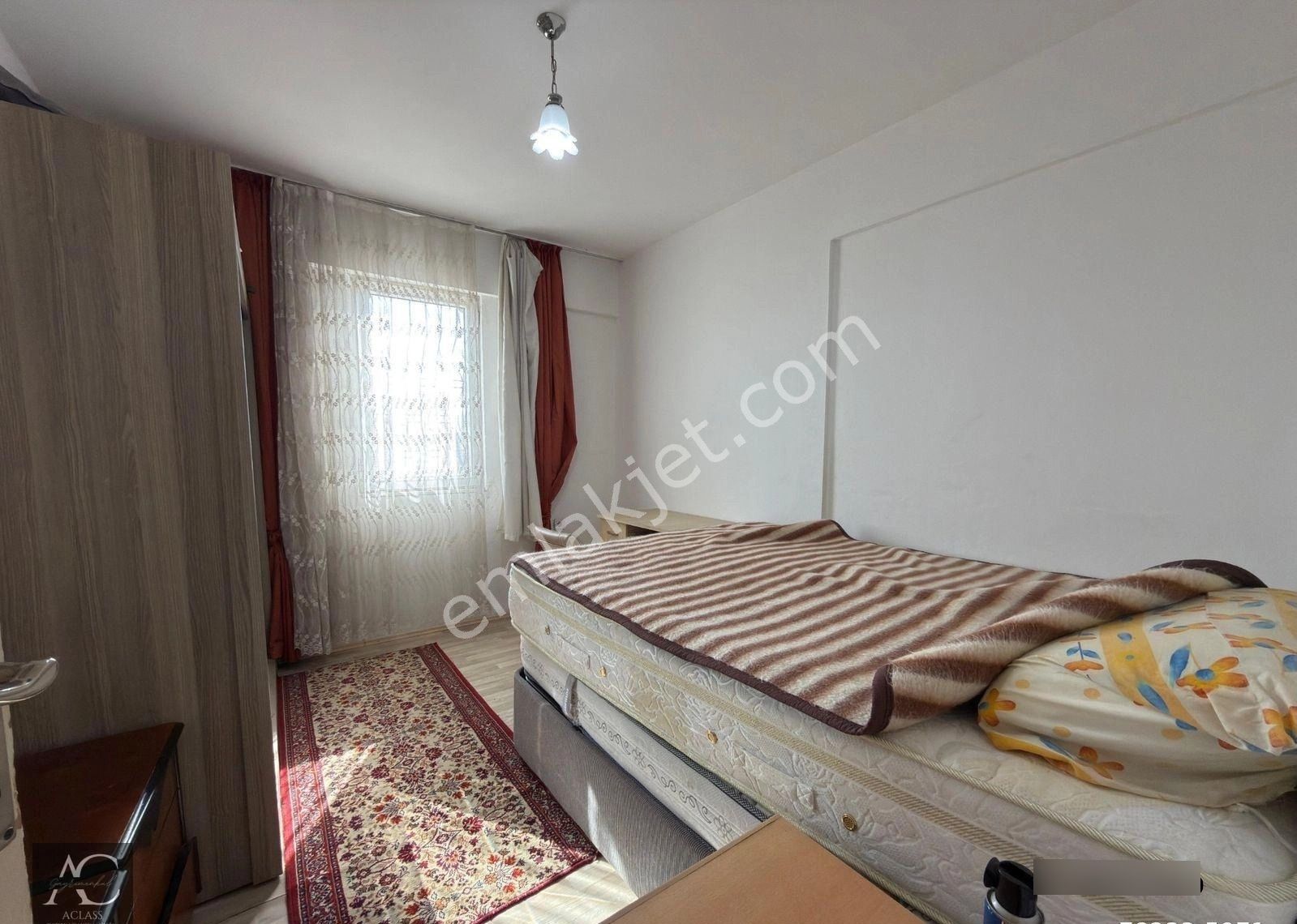 Aclass Emlaktan Kuşadasının Tam Merkezınde Kısmi Manzaralı Yatırımlık Full Eşyalı Fırsat Daire - Görsel 9