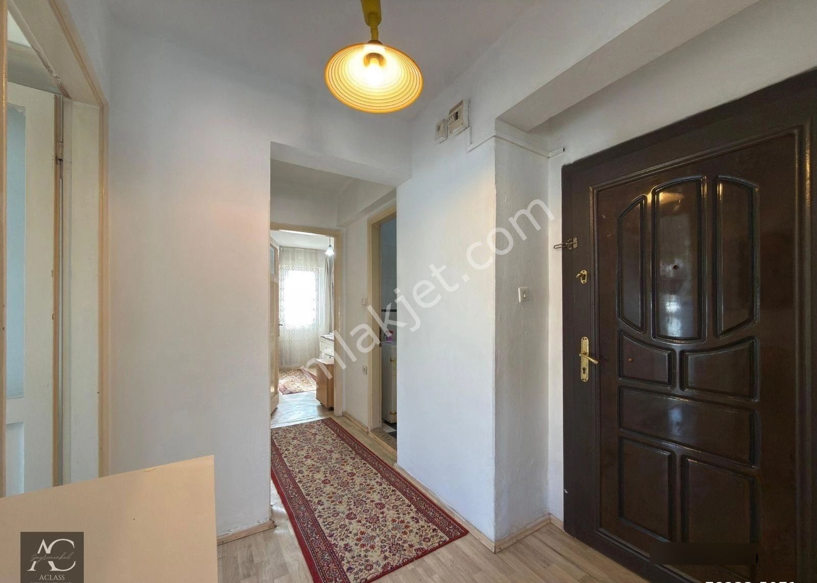 Aclass Emlaktan Kuşadasının Tam Merkezınde Kısmi Manzaralı Yatırımlık Full Eşyalı Fırsat Daire - Görsel 6