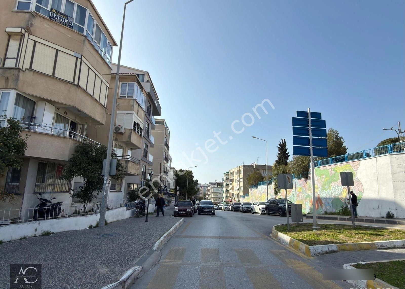 Aclass Emlaktan Kuşadasının Tam Merkezınde Kısmi Manzaralı Yatırımlık Full Eşyalı Fırsat Daire - Görsel 24