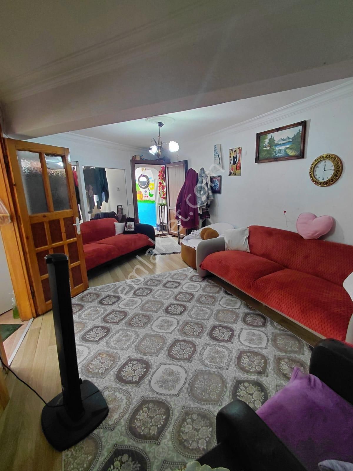 Pulat Emlaktan Üzümcü Okulu Yakını 1+1 Yatırımlık Satılık Daire - Görsel 2