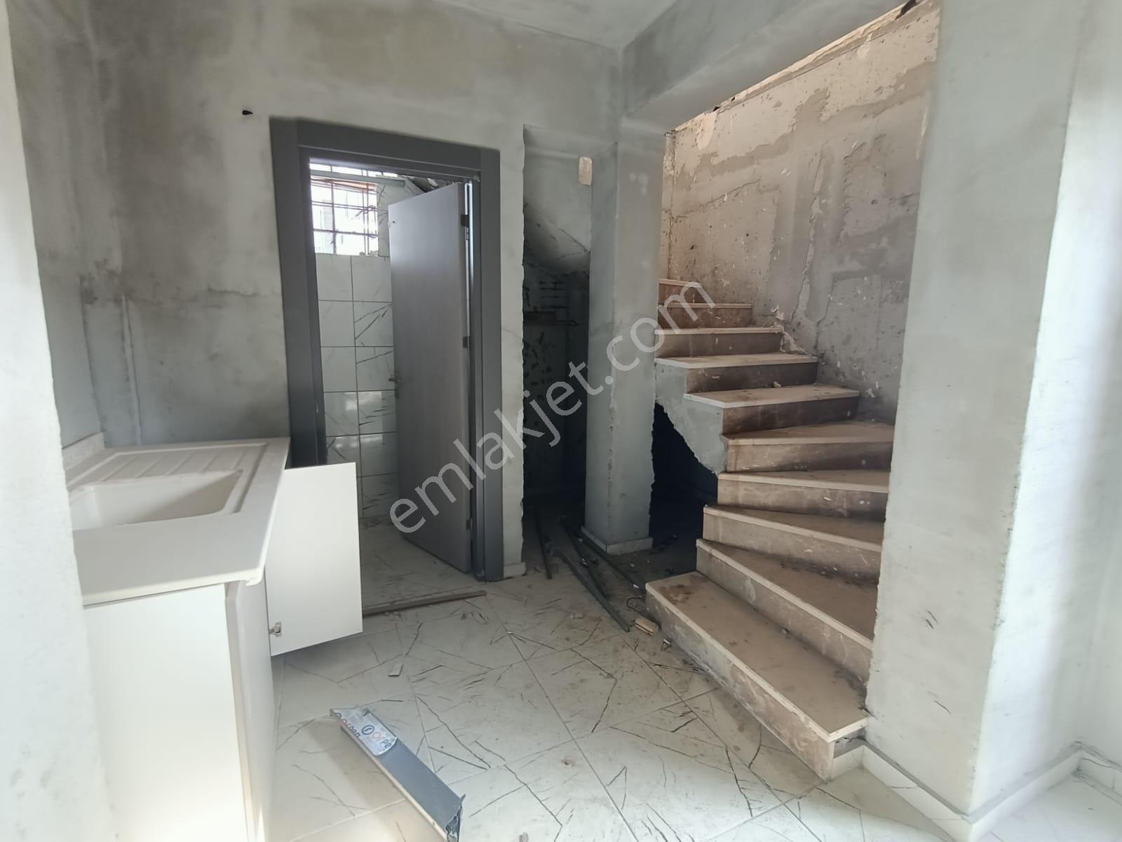 Hem Cadde Hem Park Cepheli! Kiralık 2 Katlı Köşe Dükkan - Görsel 23
