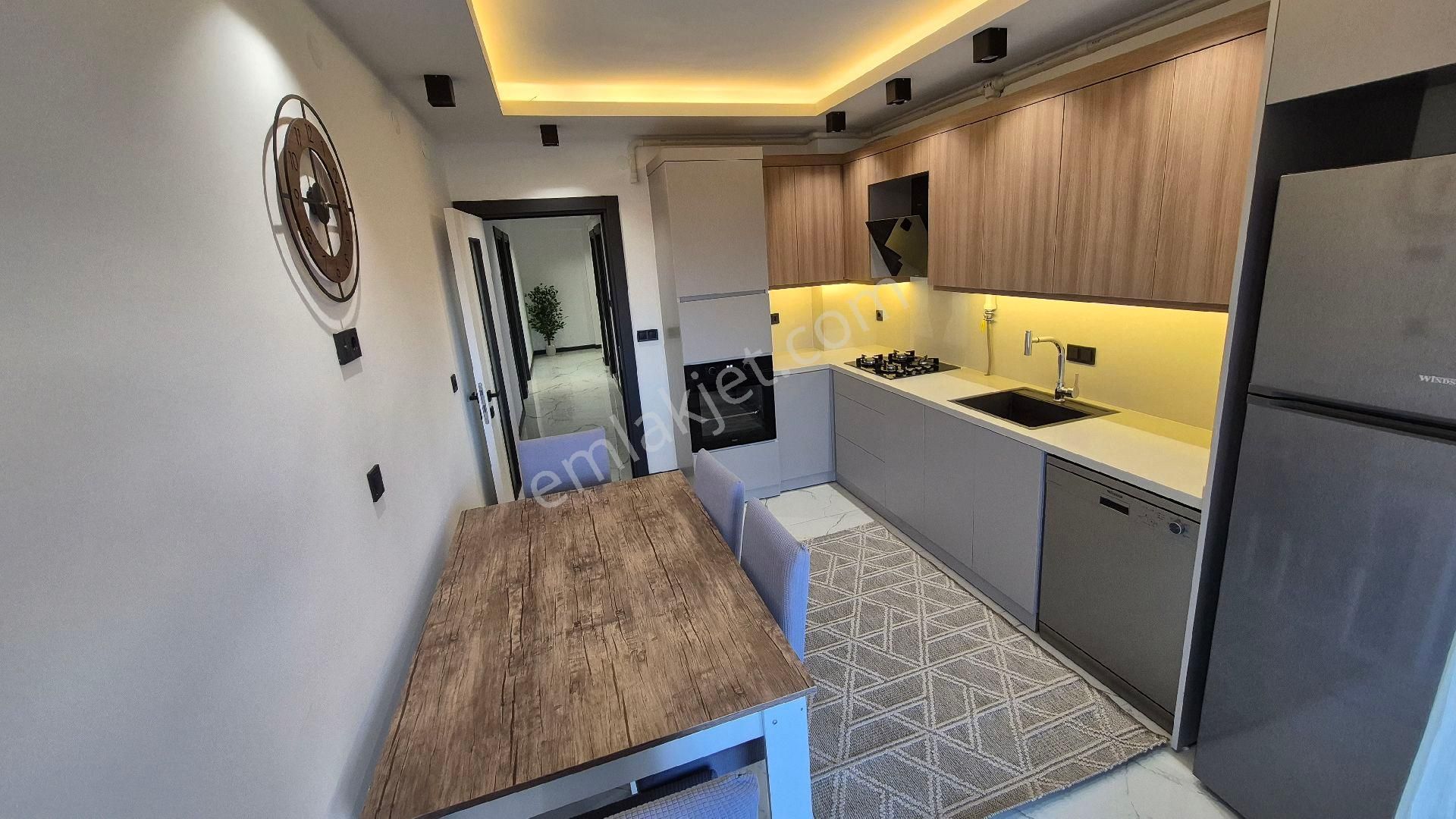 Havuzlu Sitede Geniş 2+1 Eşyalı Lüx Tasarımlı Kiralık Daire - Görsel 13
