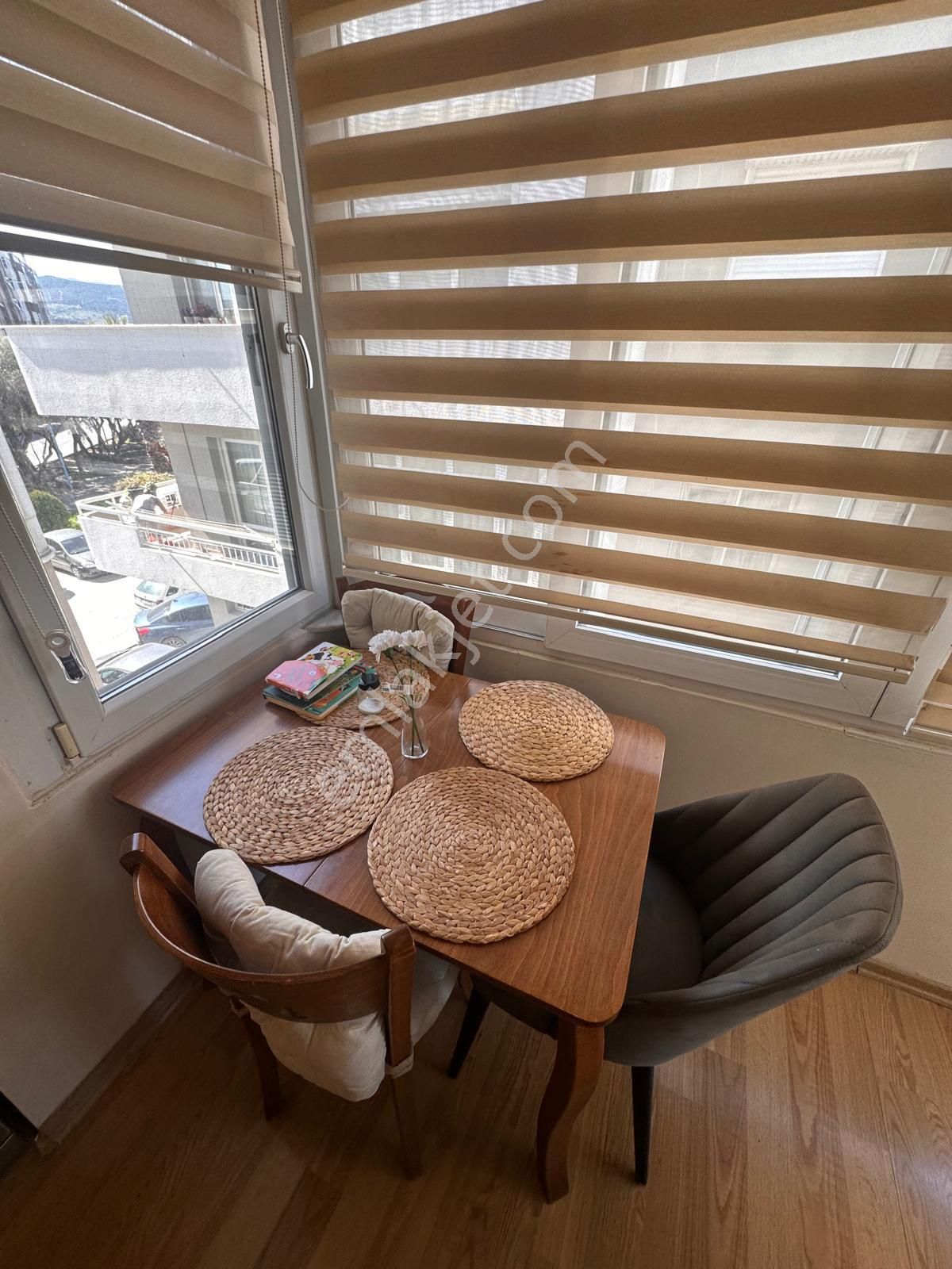 Adnan Süvari'de Özel Dekorasyonlu Şık 2+1 D.gazlı Otoparklı Kiralık Daire - Görsel 9