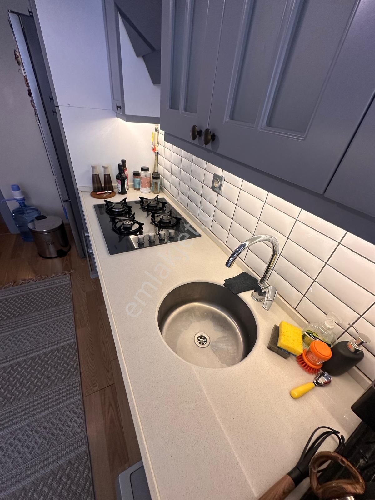 Adnan Süvari'de Özel Dekorasyonlu Şık 2+1 D.gazlı Otoparklı Kiralık Daire - Görsel 18