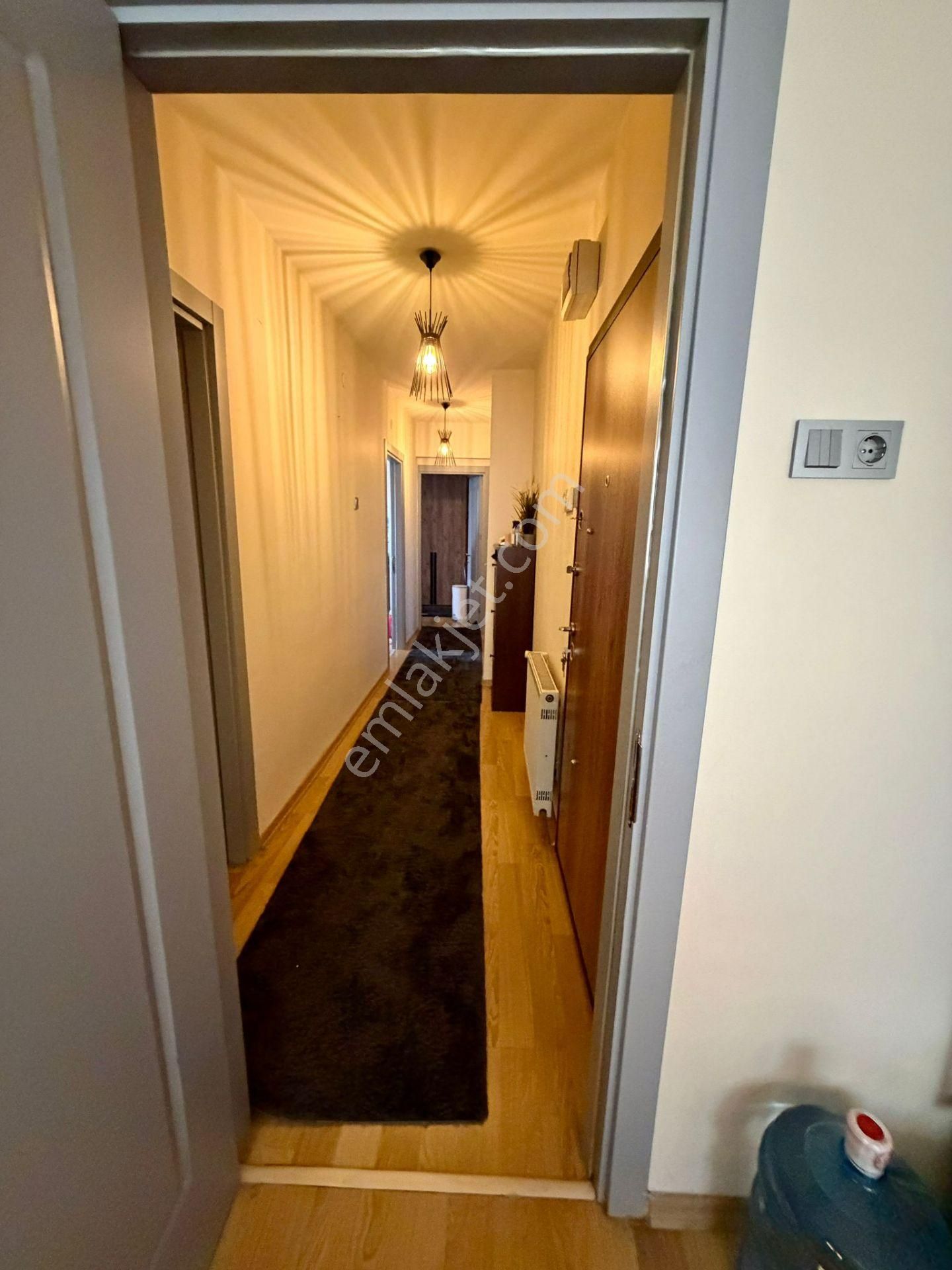 Adnan Süvari'de Özel Dekorasyonlu Şık 2+1 D.gazlı Otoparklı Kiralık Daire - Görsel 11