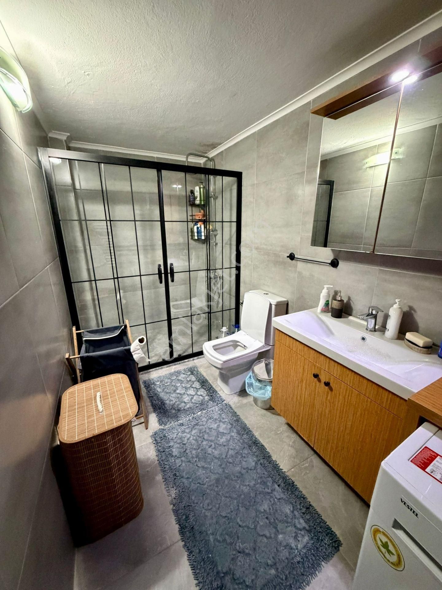 Adnan Süvari'de Yenilenmiş 2+1 Kiralık Daire, Otoparklı - Görsel 29