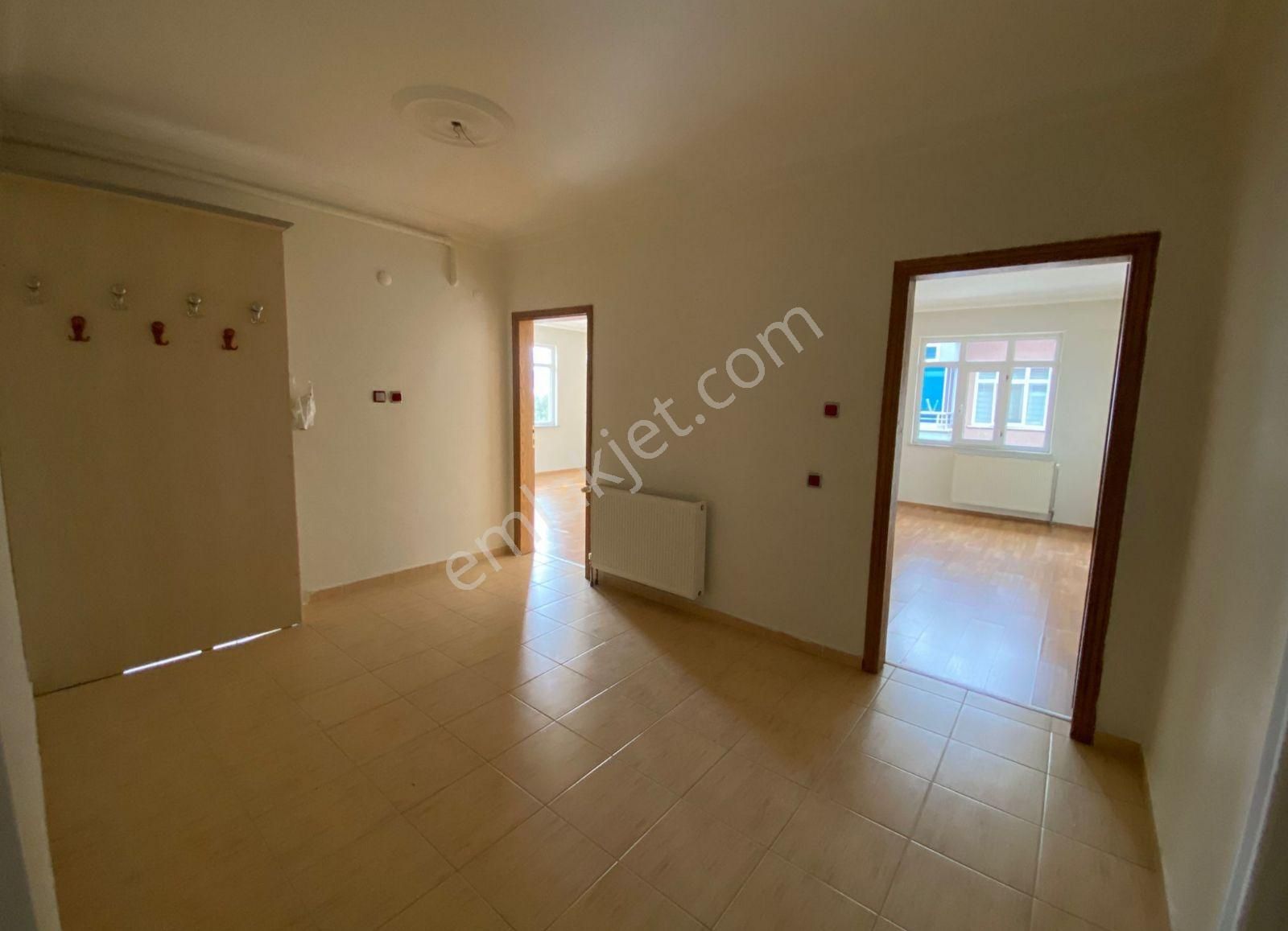 Lerox Uçardan Okullar Bölgesinde Satılık Geniş Daire - Görsel 10