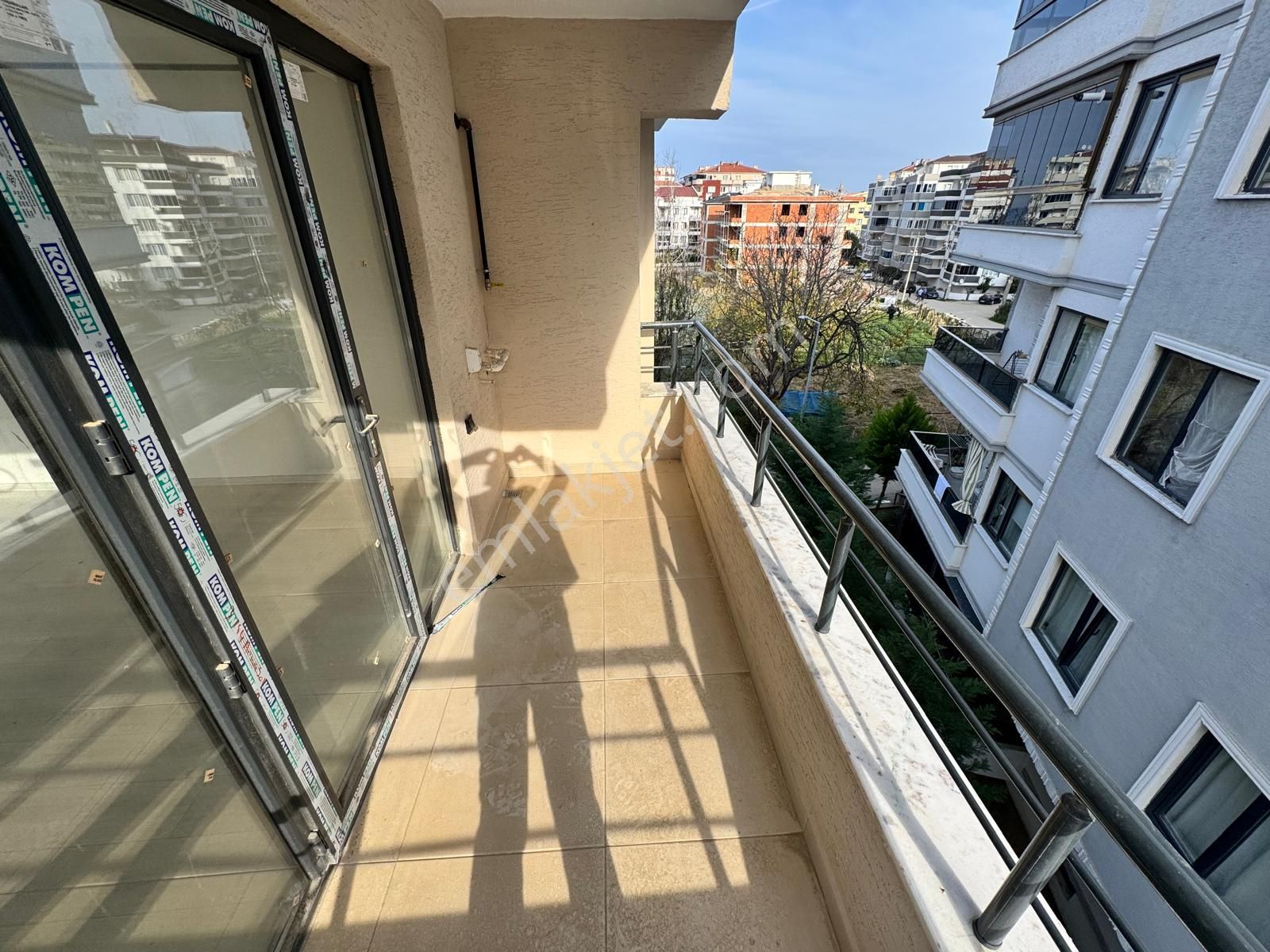 Yalova Cınarcıkta Teşvikiye Plaşlar Mevki Dublex Teraslı Ve Balkonlu Yeni Bin - Görsel 4