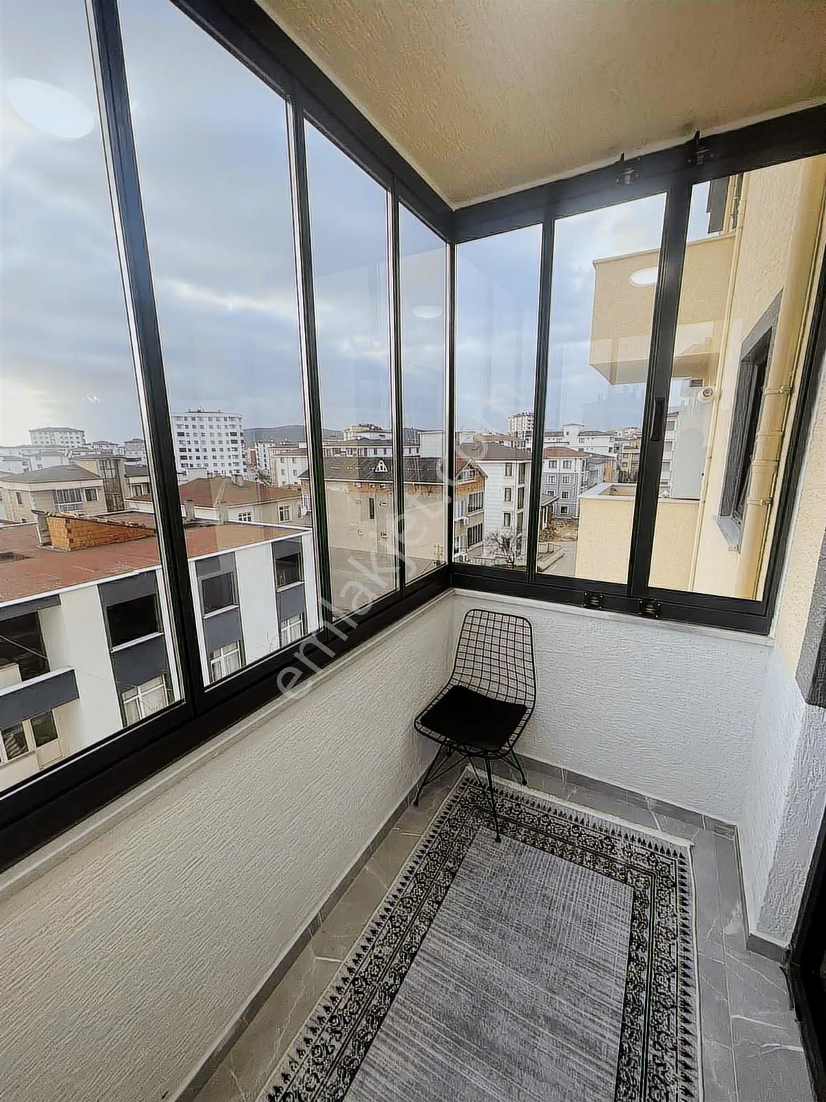 Koruemlaktansatılık 3+1 Cam Balkonlukapalı Otoparklıfırsat Daire - Görsel 7