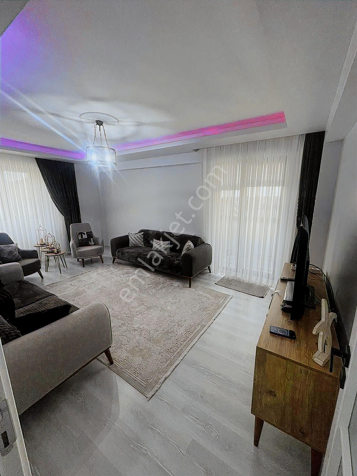 Koruemlaktansatılık 3+1 Cam Balkonlukapalı Otoparklıfırsat Daire - Görsel 32