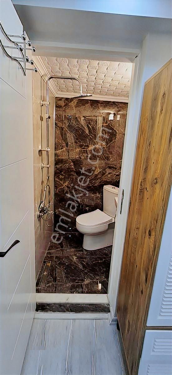 Yabancıdan Satılık.ful Eşyalı,cadde Üzeri Sahile 150mt.2+1.daire - Görsel 8