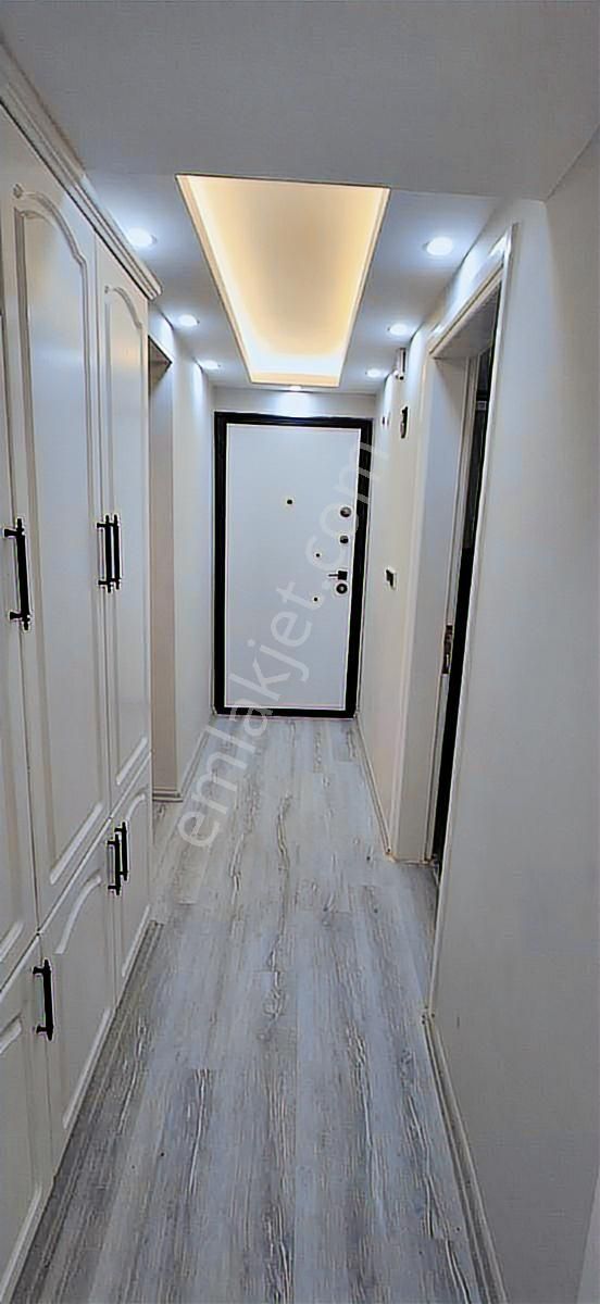 Yabancıdan Satılık.ful Eşyalı,cadde Üzeri Sahile 150mt.2+1.daire - Görsel 4