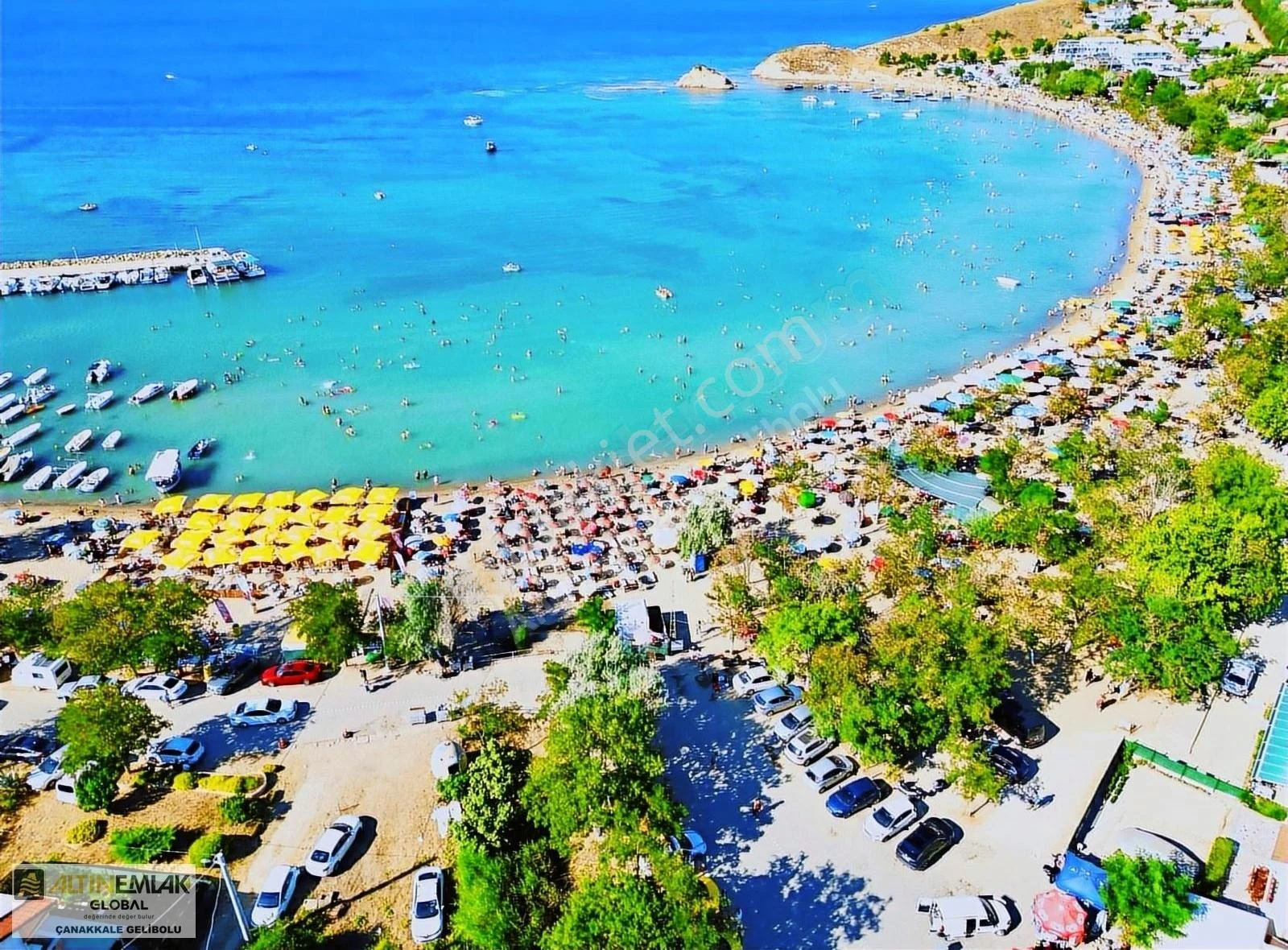 Altın Emlaktan Güneylide Denize 100 Mt Satılık Yazlık