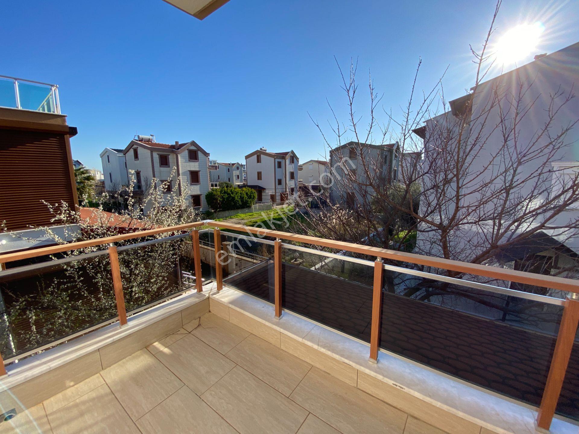 Ayvalık Altınova Yorgun'da Satılık Eşyalı 5+1 Villa - Görsel 24