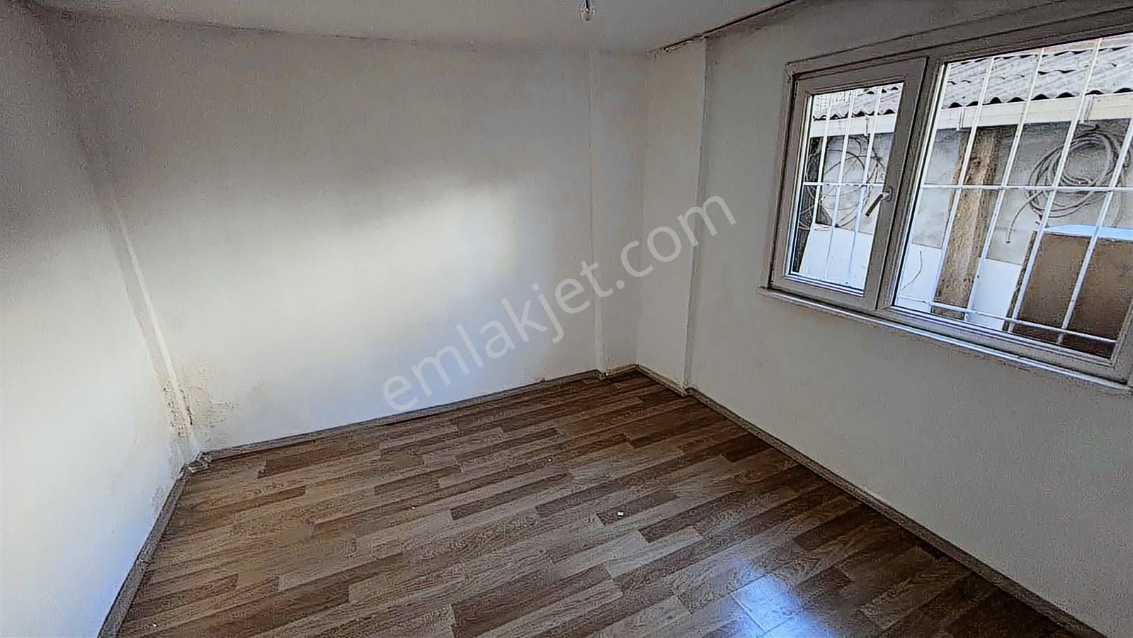 Sarıyer Tarabya Mahallesin'de 1+1 Bahçe Katı Daire - Görsel 12