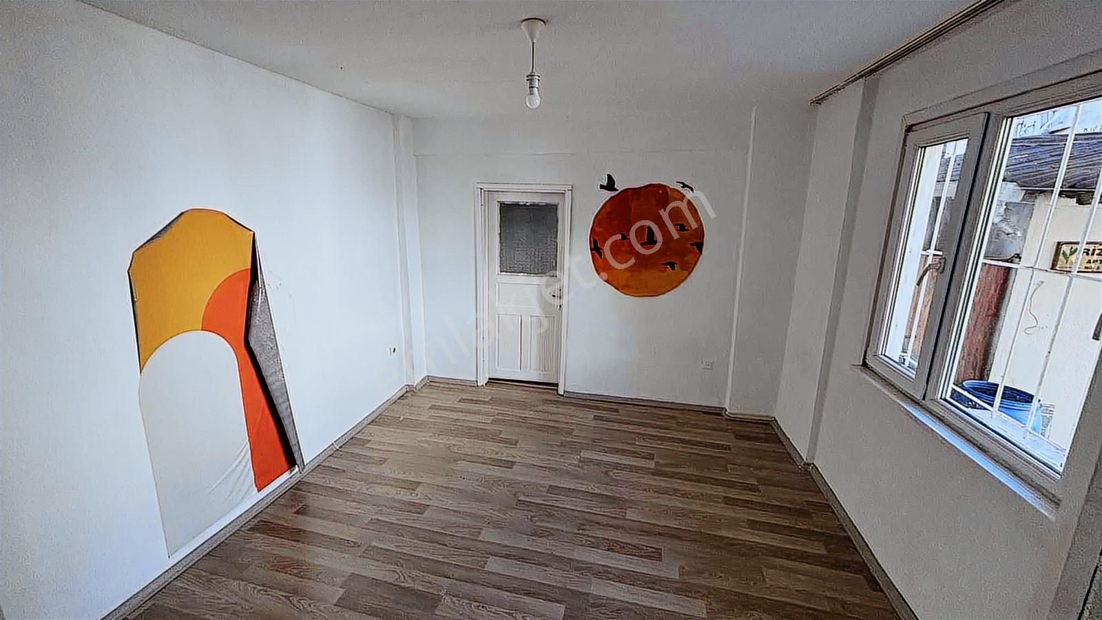 Sarıyer Tarabya Mahallesin'de 1+1 Bahçe Katı Daire - Görsel 15