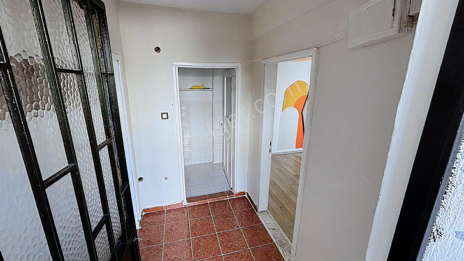 Sarıyer Tarabya Mahallesin'de 1+1 Bahçe Katı Daire - Görsel 11