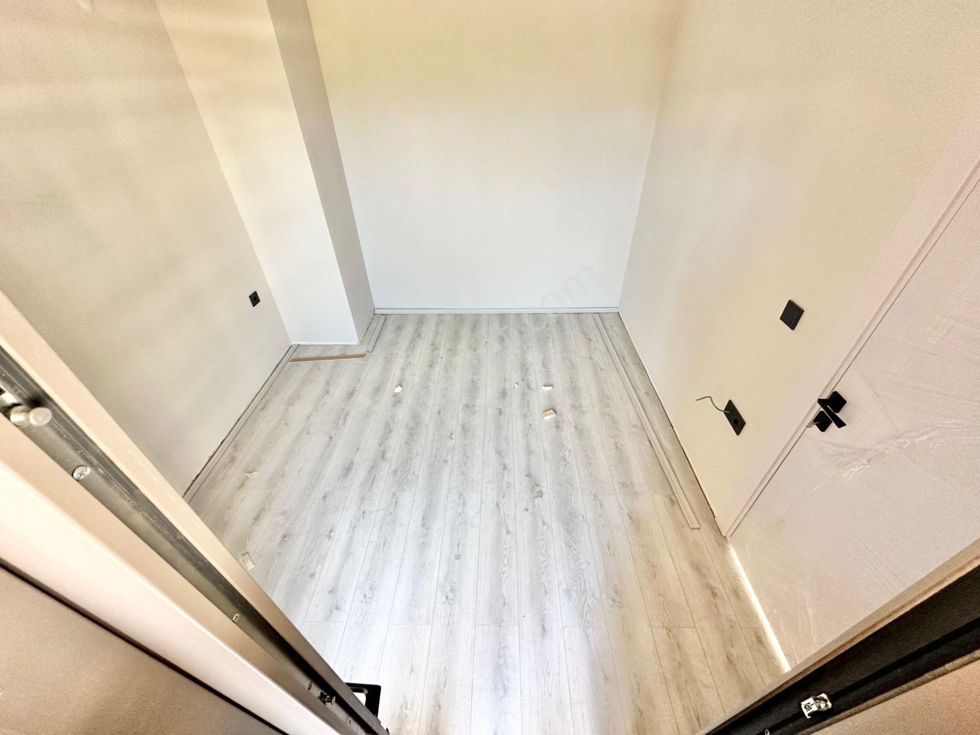 ꧁ay Emlaktan꧂akçay'da Kapalı Otoparklı Müstakil Tadında Yüksek Kredili Satılık 1+1 Ultra Lüks Daire - Görsel 24