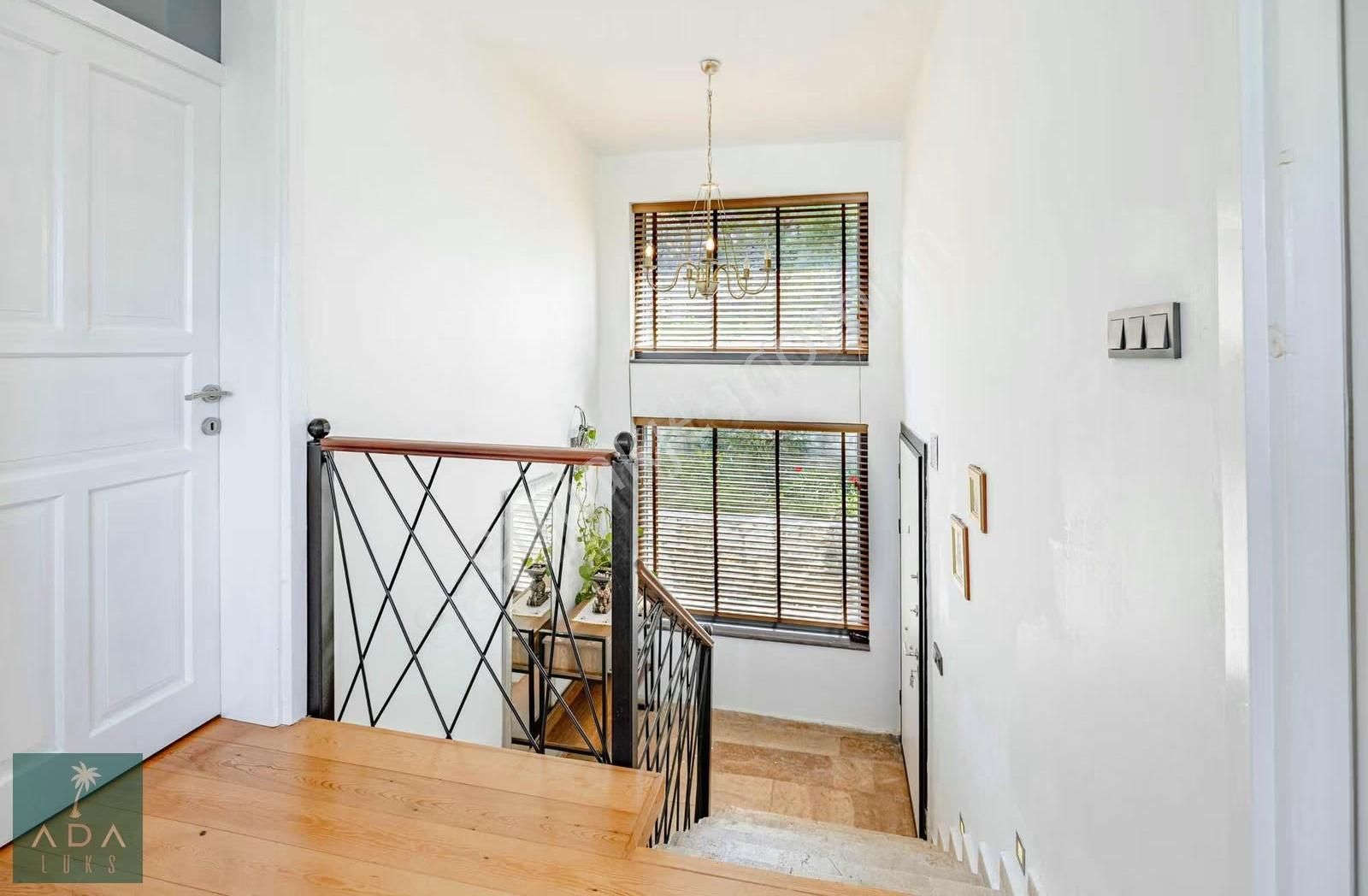 Gümüşkaya Sitesinde Plajlı 3+1 Müstakil - Görsel 12