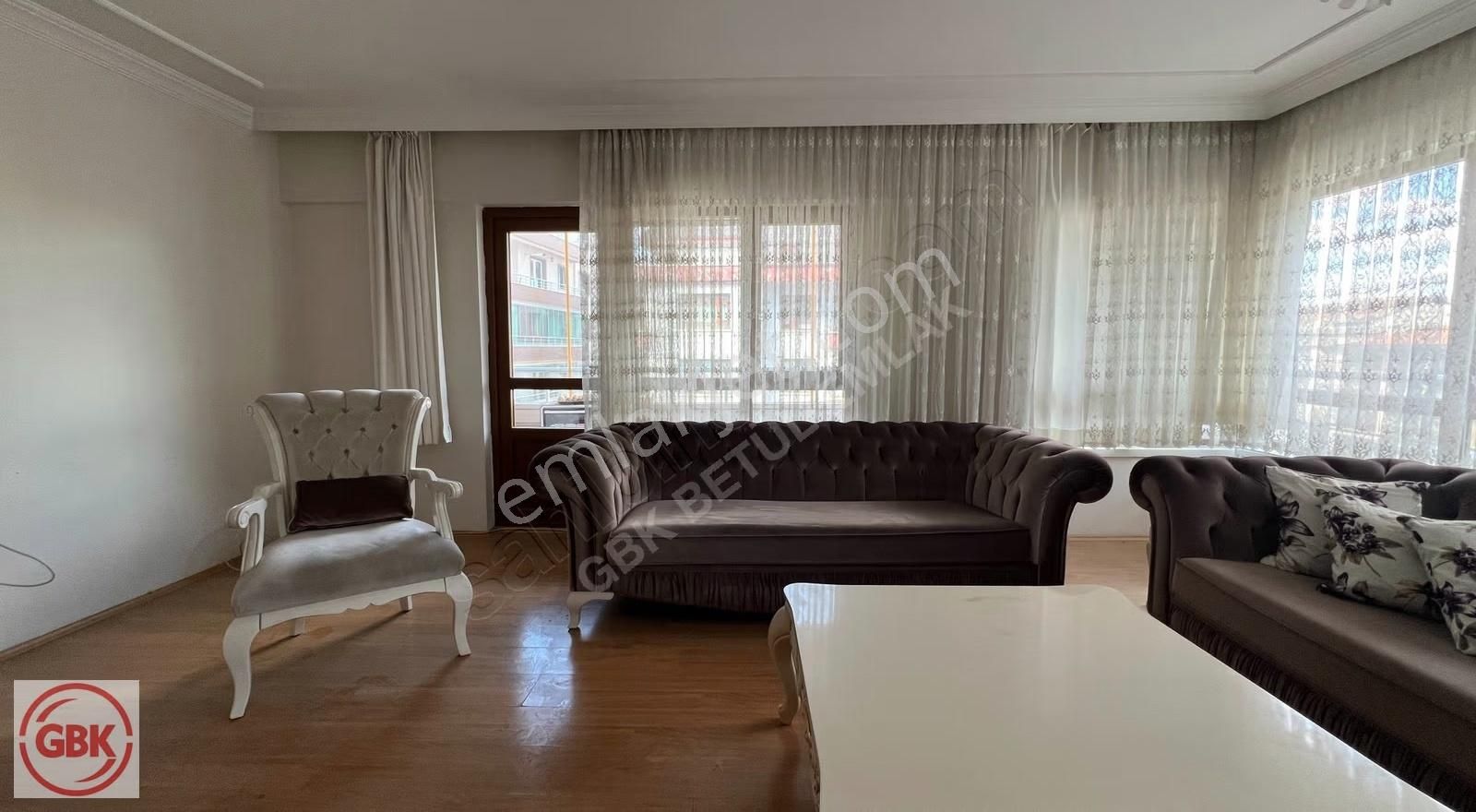 Satılık 3+1 Ara Kat Cam Balkonlu Asansörlü Geniş Ve Aydınlık - Görsel 4