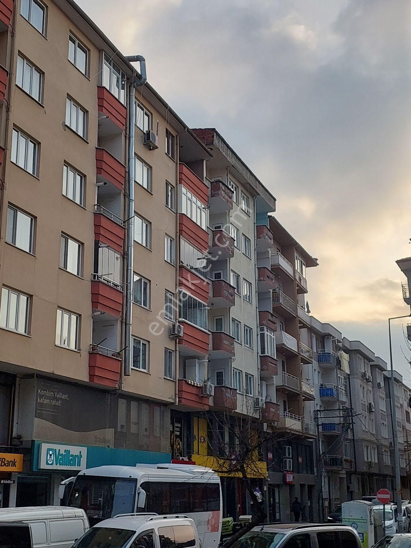 Bursa Yıldırım Hacıseyfettin.mh Satılık Lokasyonlu 2+1-80m2 Köşe Daire - Görsel 6