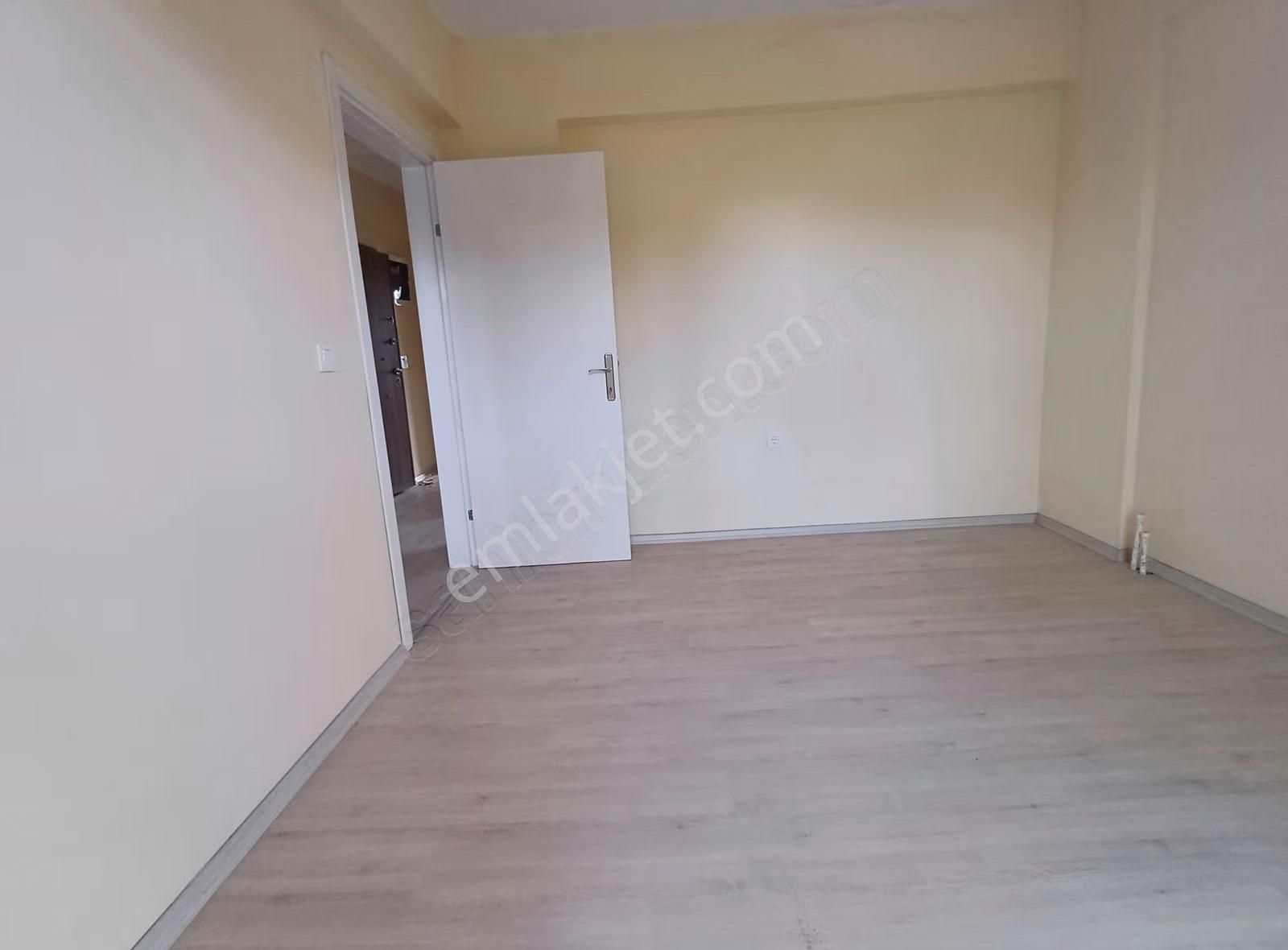 Doğru Emlaktan Arakat 2+1 Üç Cephe Üç Balkon Ferah Kiralık Daire - Görsel 10
