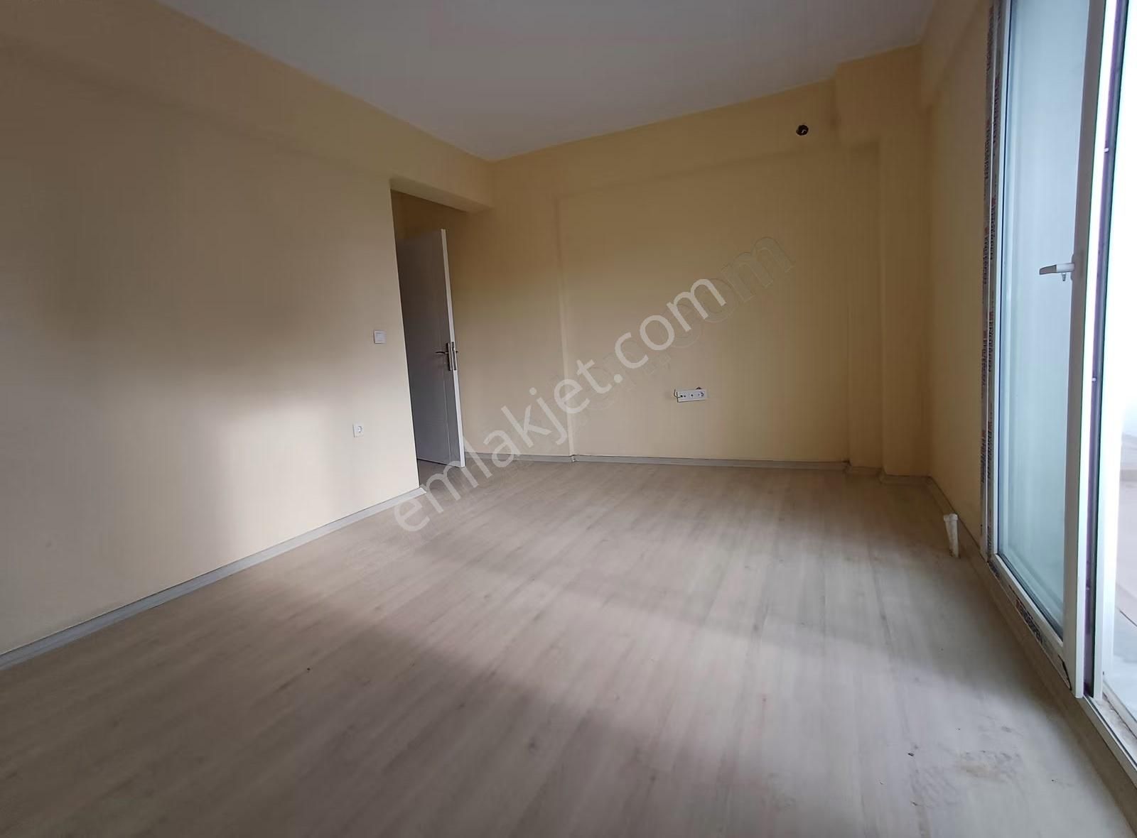 Doğru Emlaktan Arakat 2+1 Üç Cephe Üç Balkon Ferah Kiralık Daire - Görsel 19