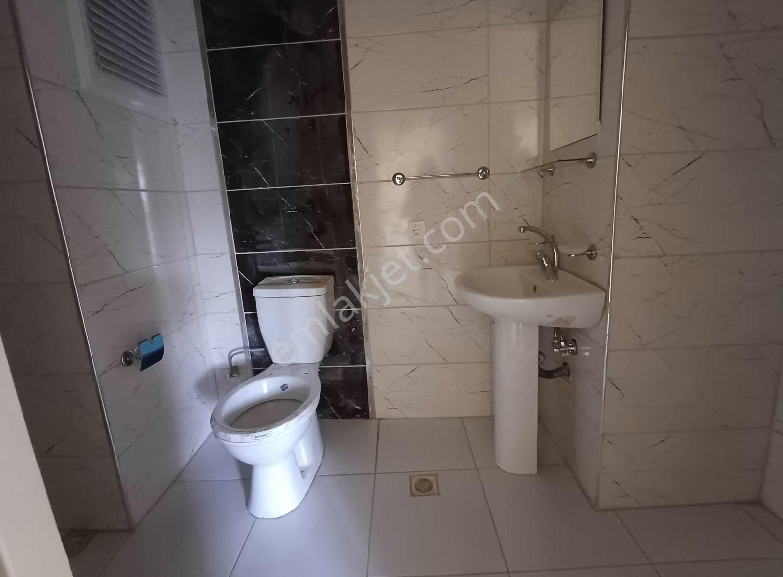 Doğru Emlaktan Arakat 2+1 Üç Cephe Üç Balkon Ferah Kiralık Daire - Görsel 21