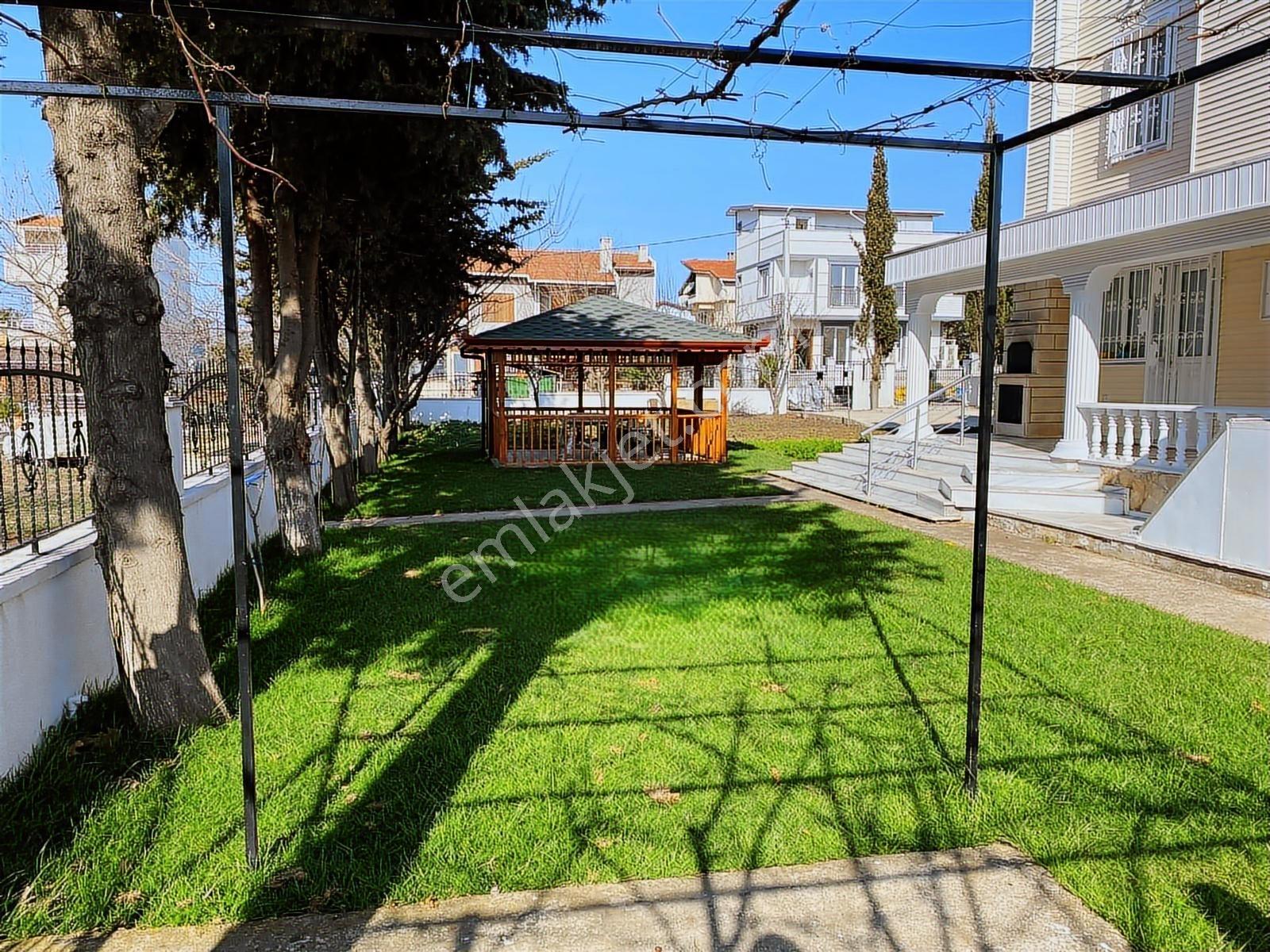 Yeniçiftlik'de Deniz Tarafında Büyük Villa #kartallar'dan# - Görsel 8
