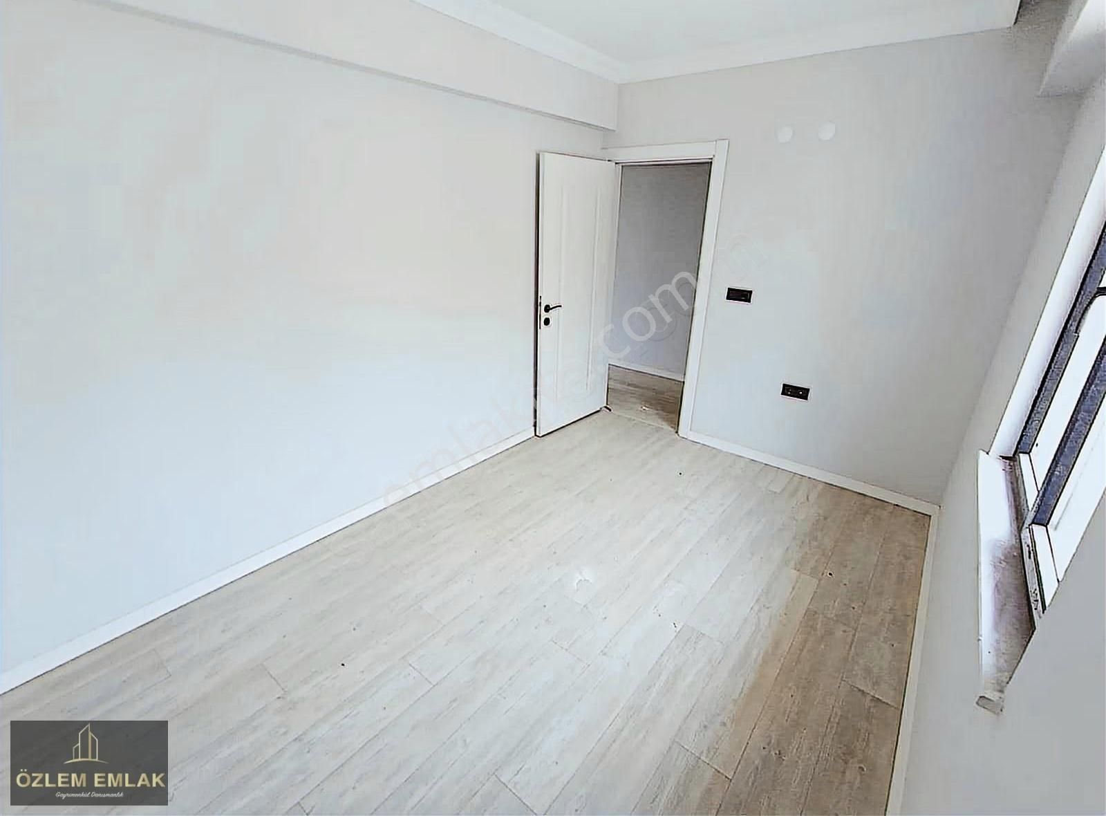 Özlem'den Modern Ve Konforlu Yaşamın Yeni Adresinde 1+1 - Görsel 17