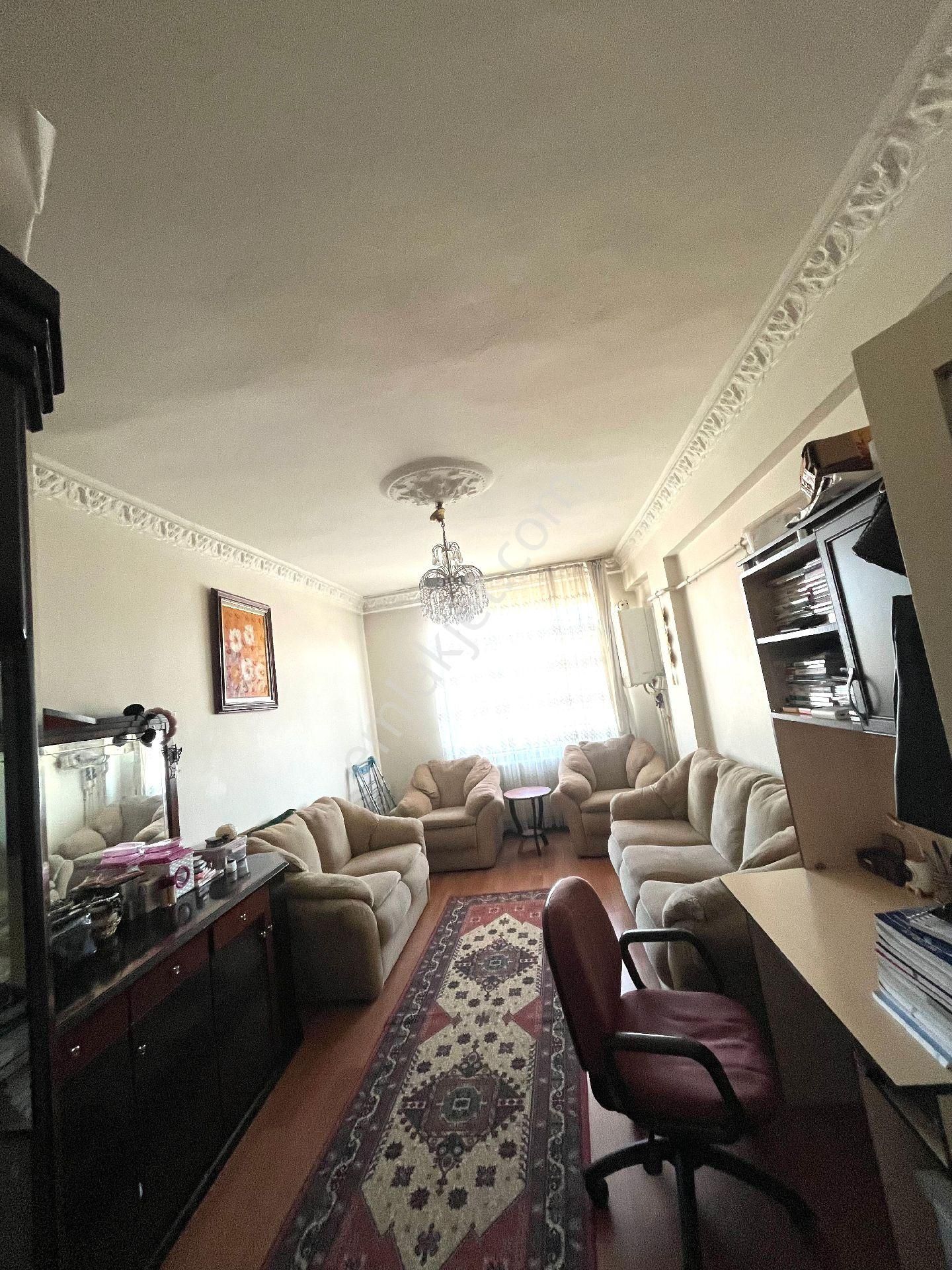 Fatma Ülken Gayrimenkul'den Fuzuli Caddesi Üzerinde 3+1 5 Katlı'nın 5 Çin Katı Kiralık Daire - Görsel 2