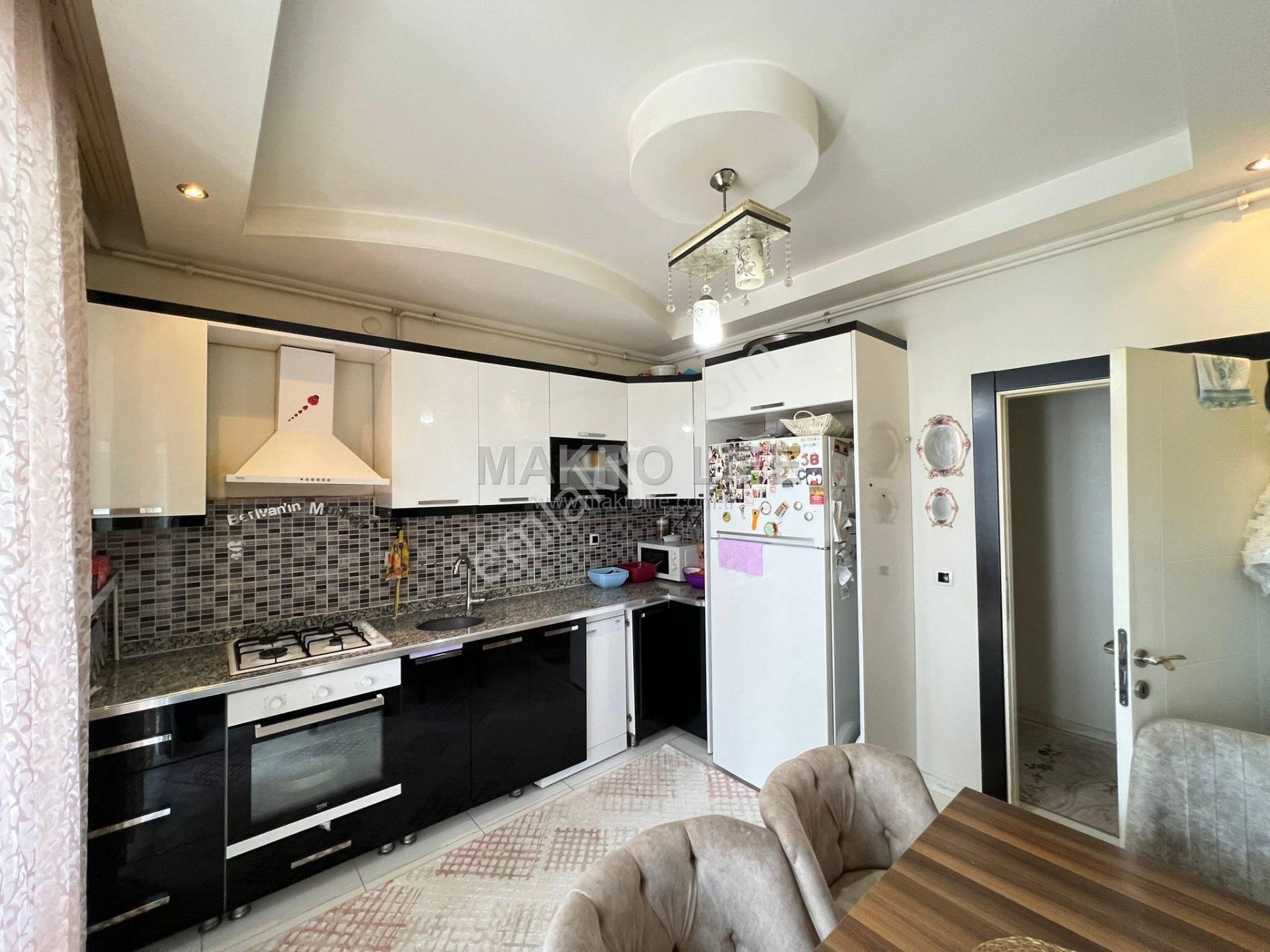 Bağcılar Zümrütkent Karşısında Satılık 2+1 Geniş Daire - Görsel 6