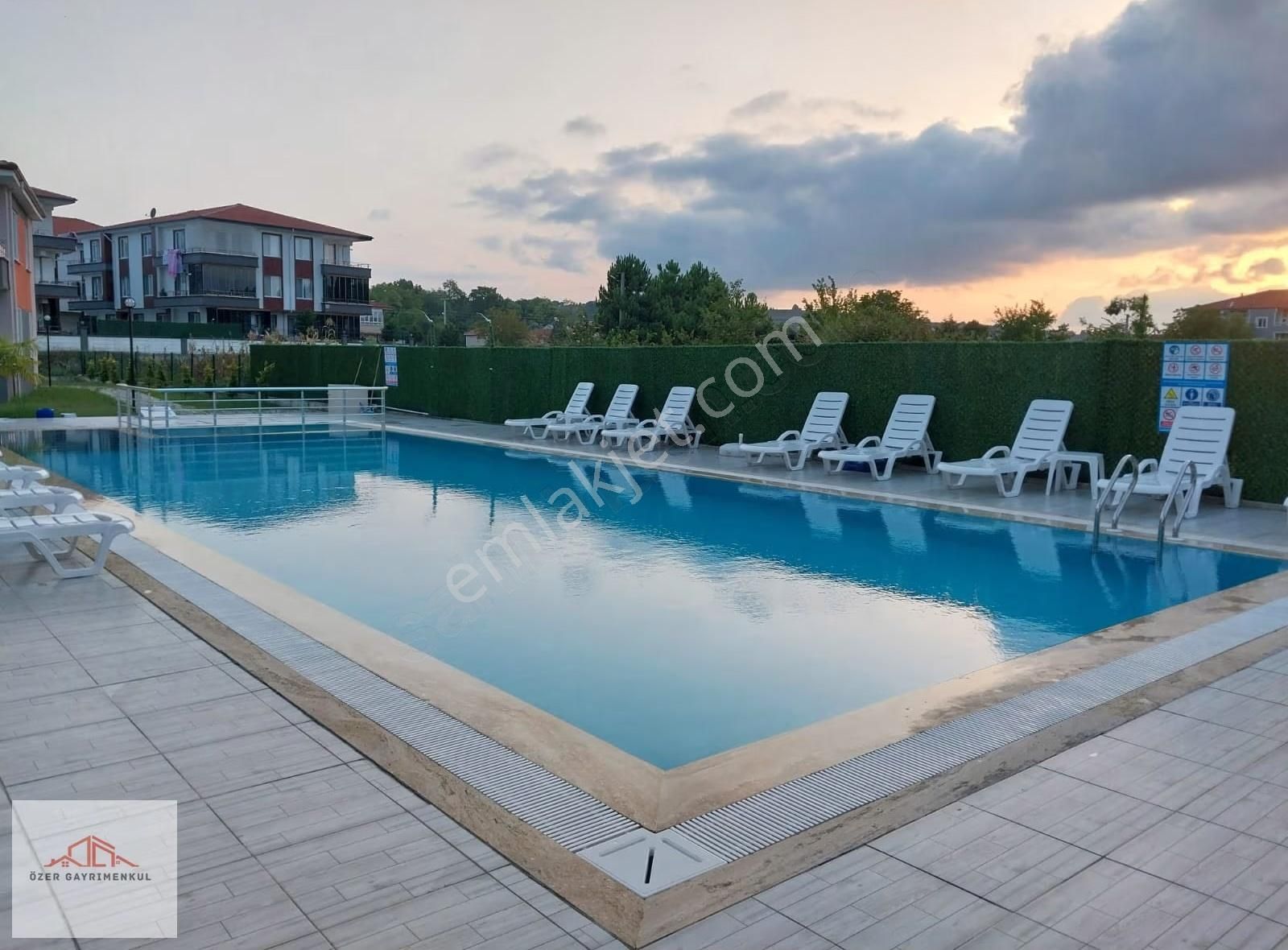 **karasu Da Havuzlu Site De Eşyalı 1+1 Satılık Daire* - Görsel 4
