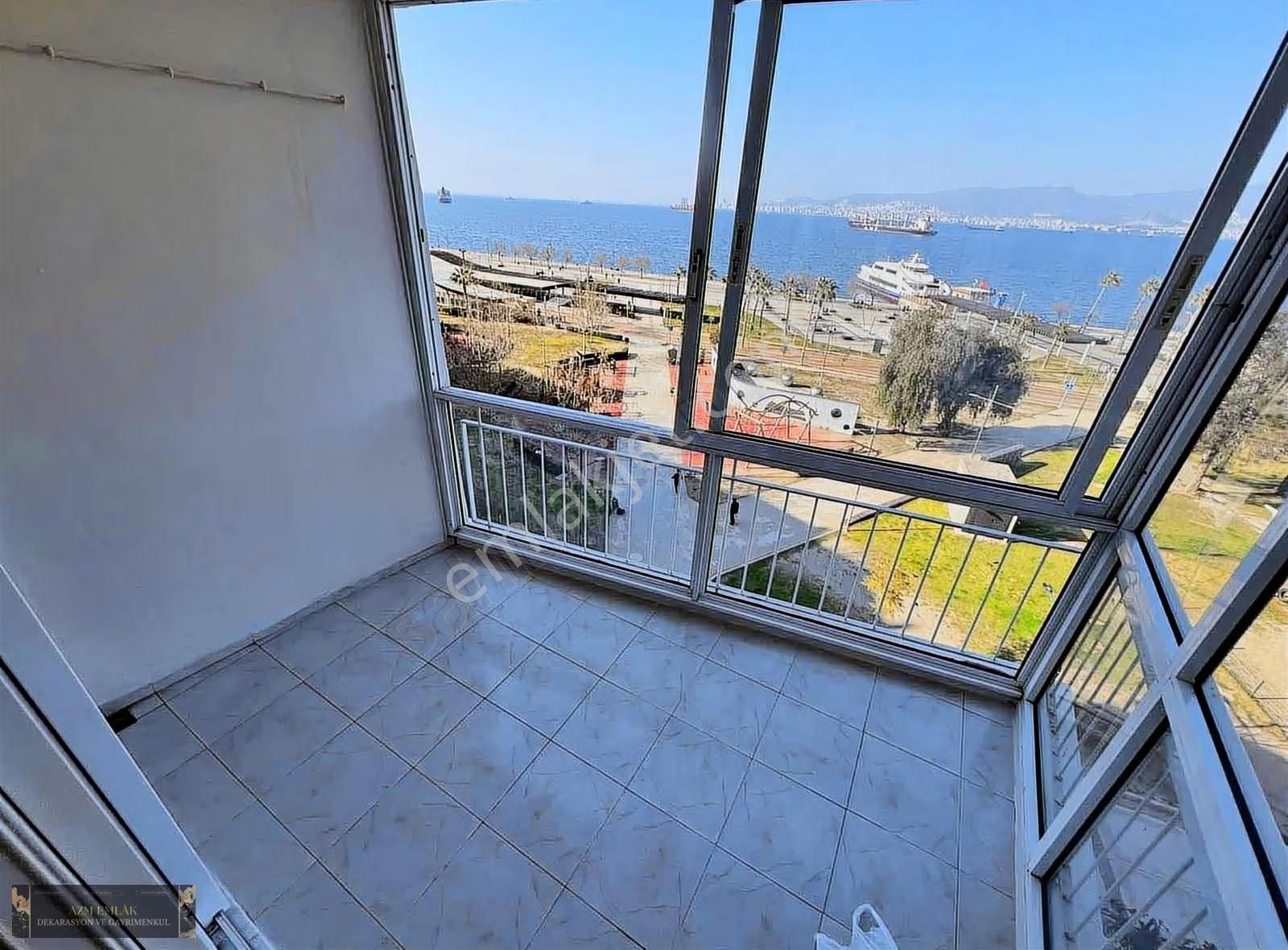 Mithatpaşa Cad.karantina Tramvay Durağı Yanında 3+1 Yalı Dairesi - Görsel 16