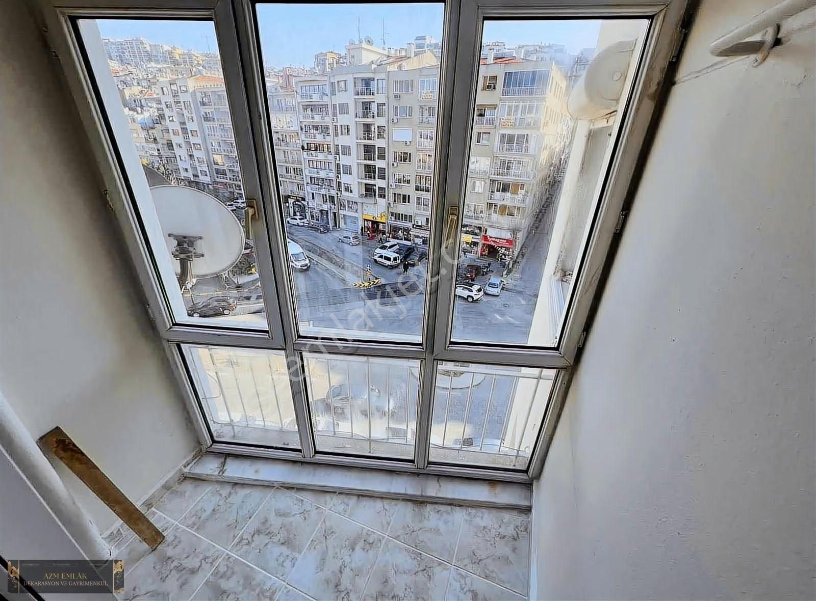 Mithatpaşa Cad.karantina Tramvay Durağı Yanında 3+1 Yalı Dairesi - Görsel 33