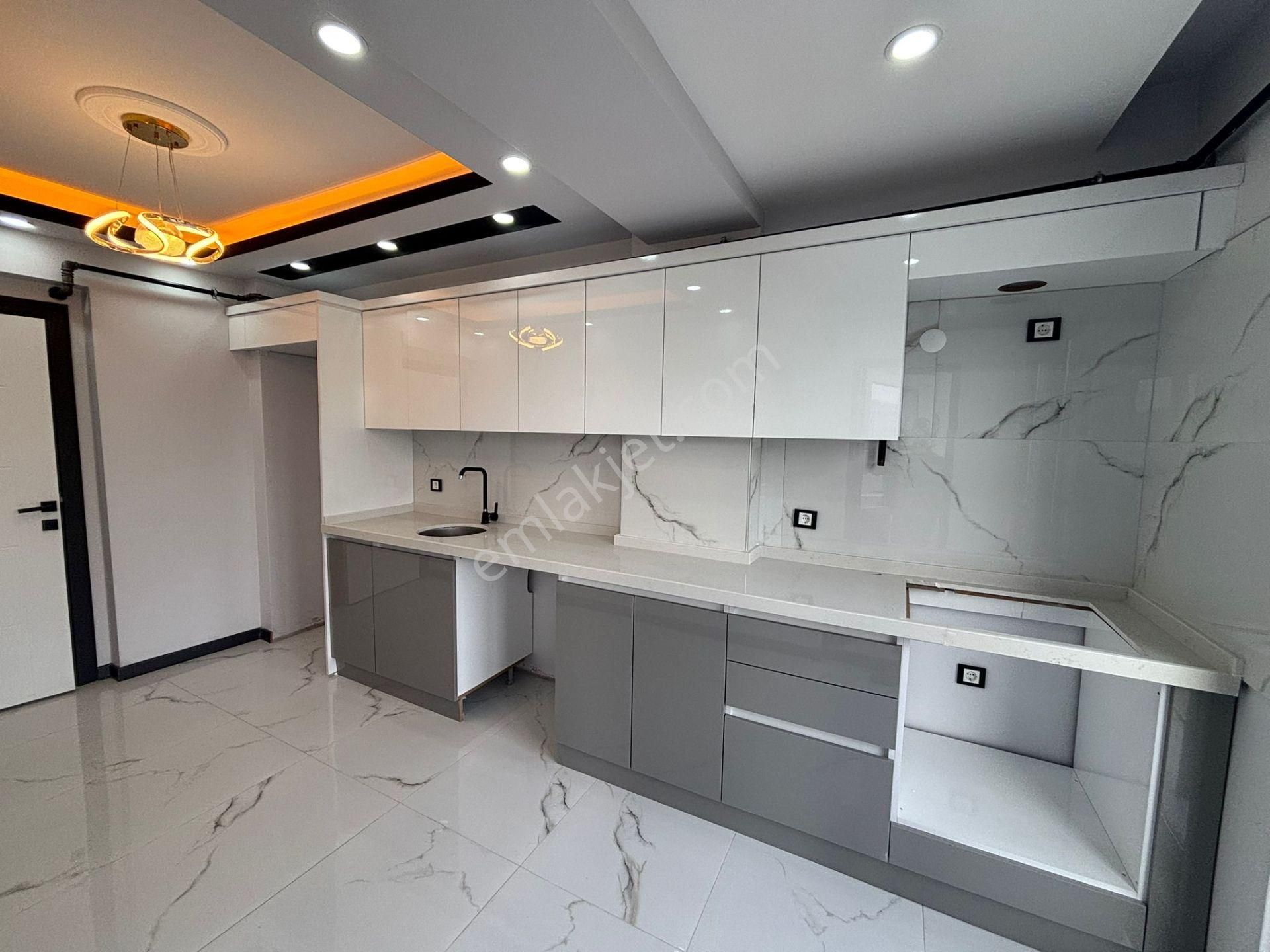 **eryıldız İnşaat'tan Acil Devlet Hastanesi Yanı İskanlı Lüx 2+1 - Görsel 4