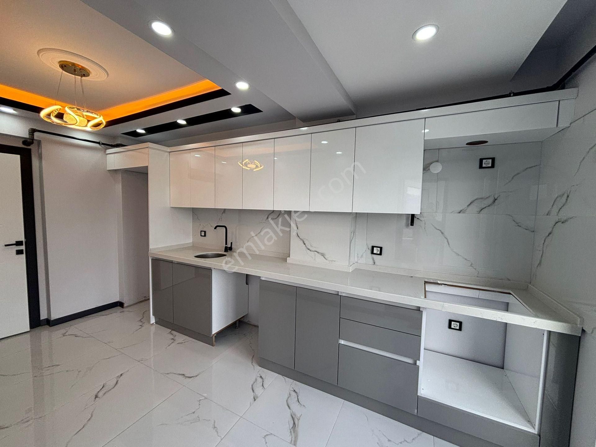 **eryıldız İnşaat'tan Acil Devlet Hastanesi Yanı İskanlı Lüx 2+1 - Görsel 3