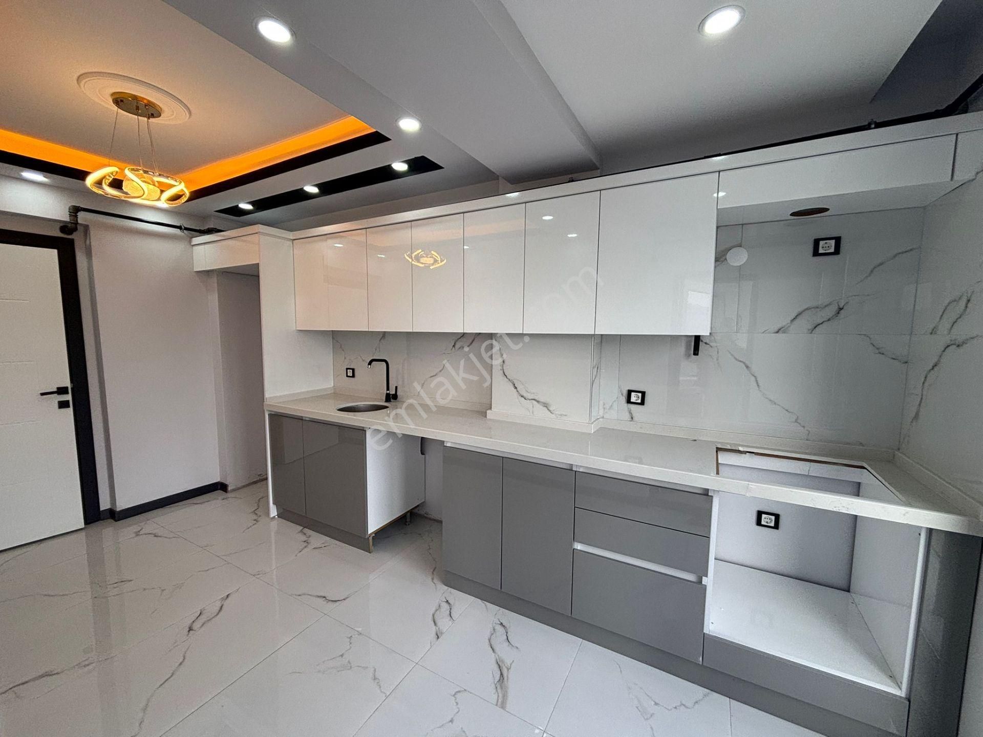 **eryıldız İnşaat'tan Acil Devlet Hastanesi Yanı İskanlı Lüx 2+1 - Görsel 2