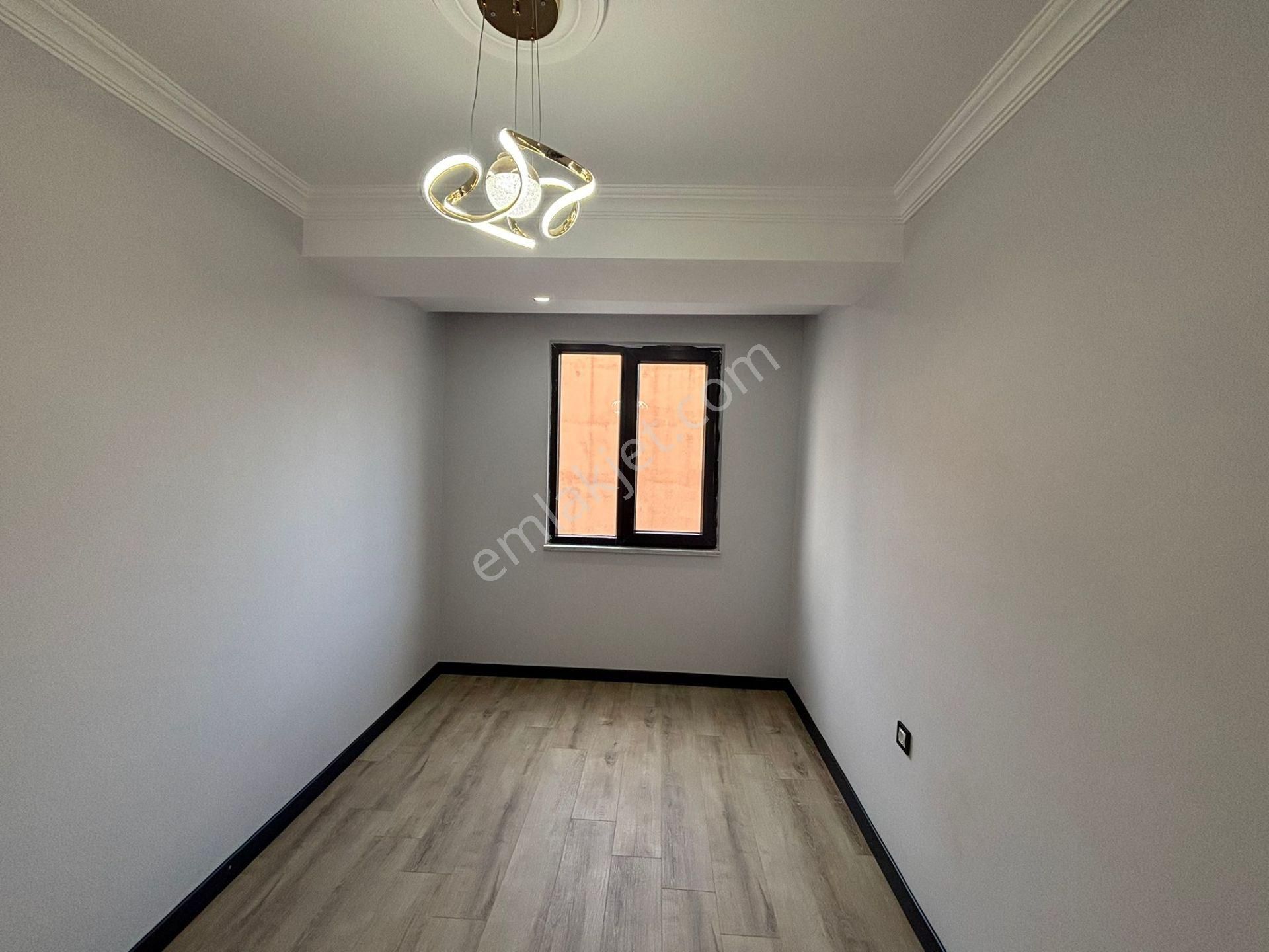 **eryıldız İnşaat'tan Devlet Hastanesi Yanı İskanlı Kombili Ankastreli Cam Balkonlu 2+1 - Görsel 21