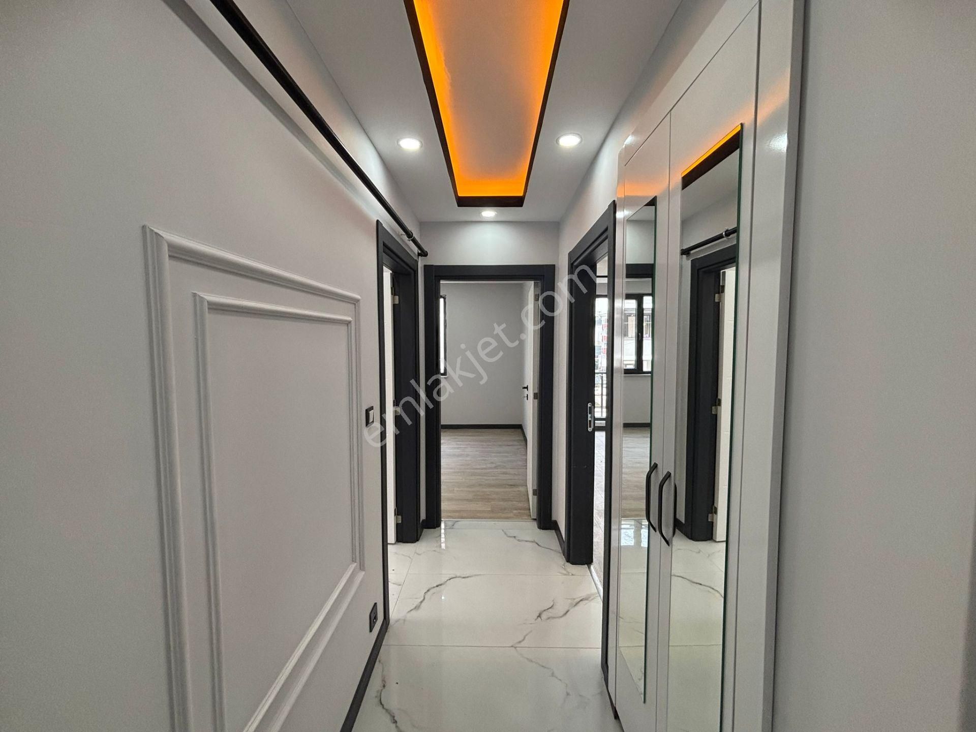 **eryıldız İnşaat'tan Devlet Hastanesi Yanı İskanlı Kombili Ankastreli Cam Balkonlu 2+1 - Görsel 28